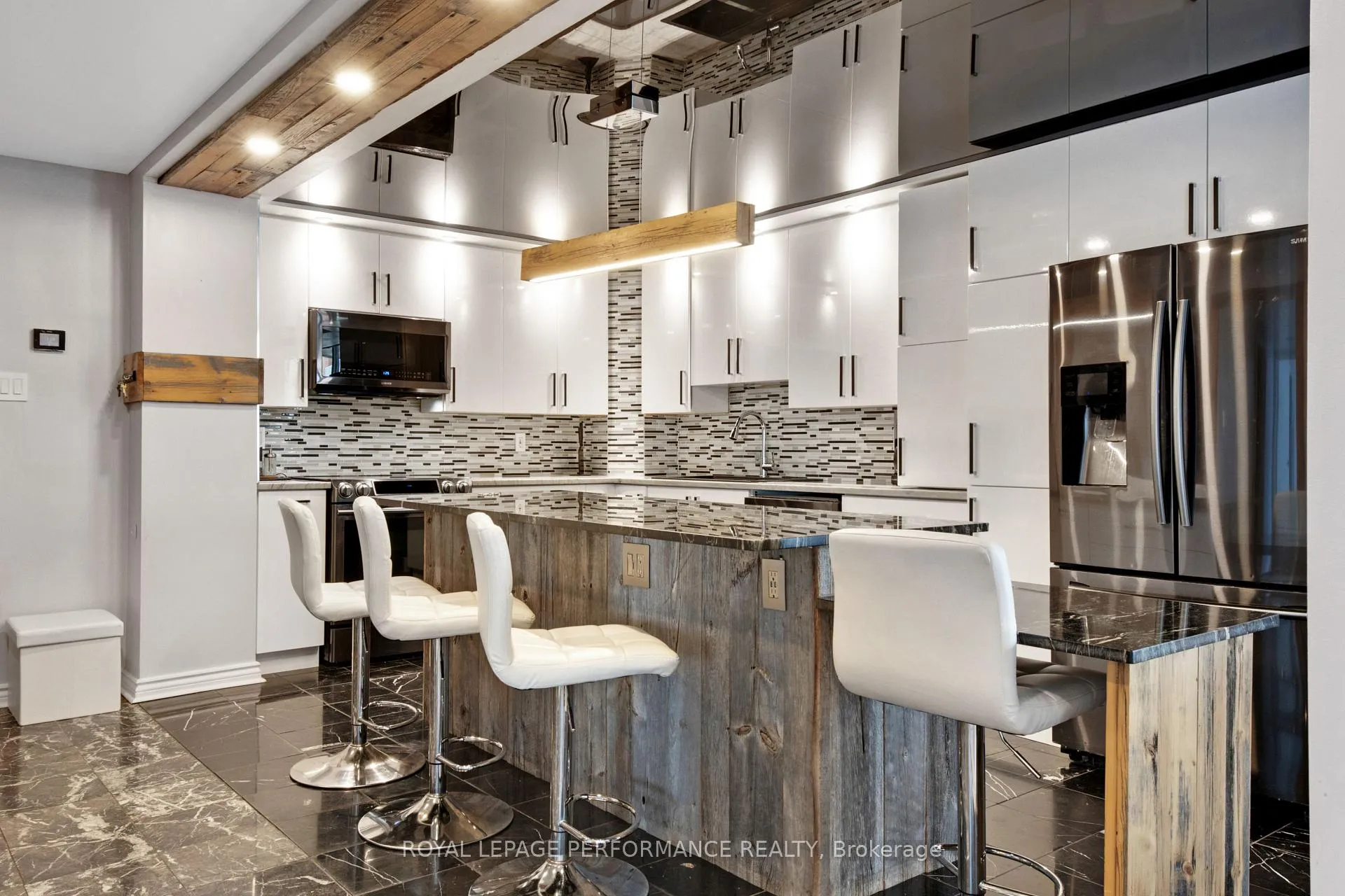 Photo 9 of Unit 1905, 160 George Street, Ottawa, Lower Town/Byward Market — HOMEH