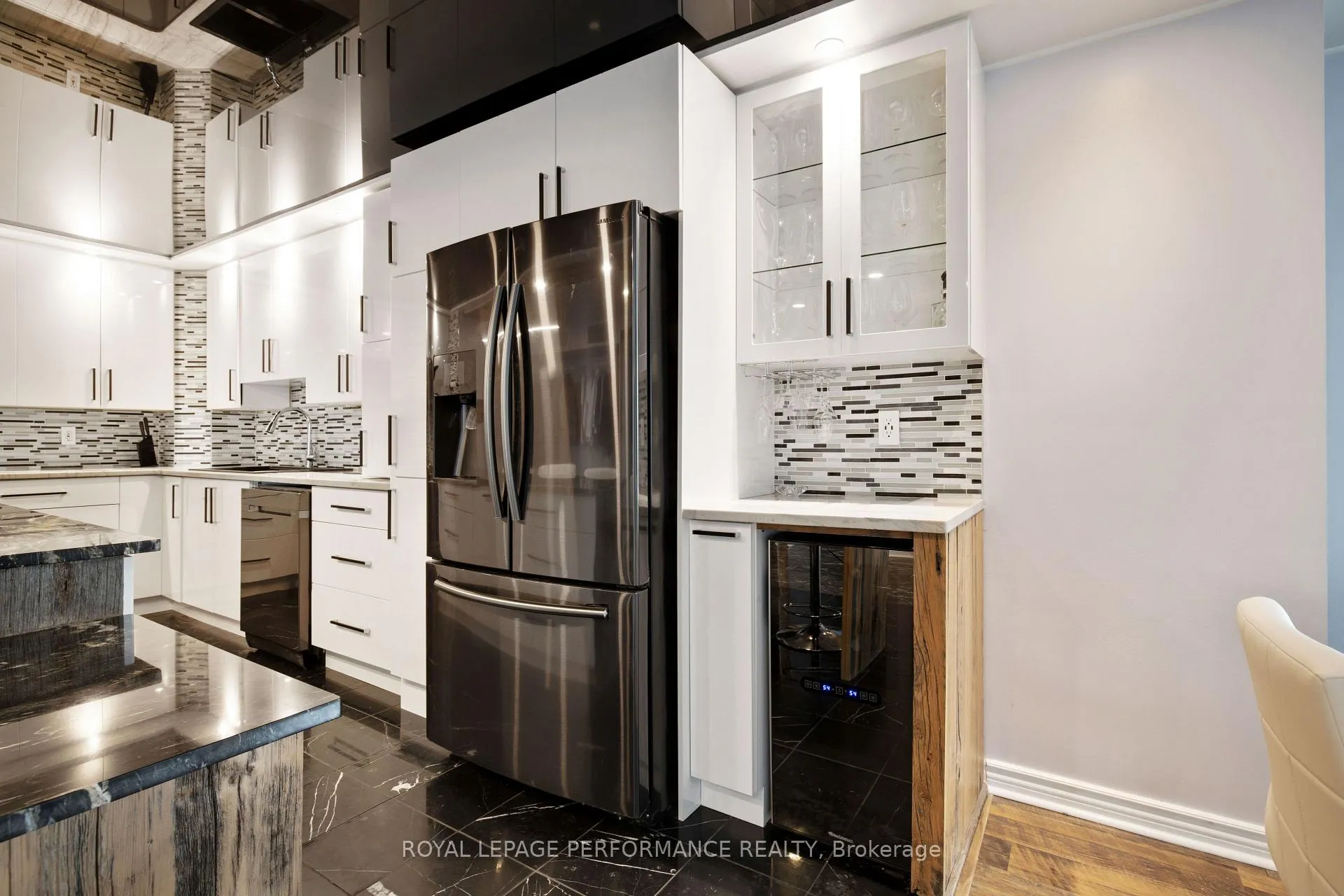 Photo 15 of Unit 1905, 160 George Street, Ottawa, Lower Town/Byward Market — HOMEH