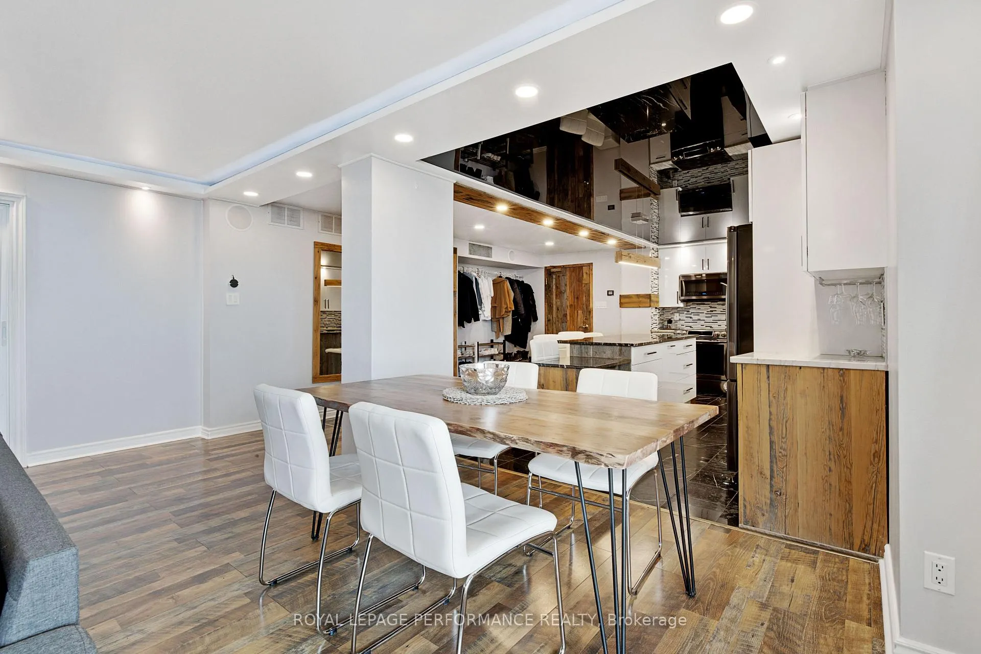 Photo 25 of Unit 1905, 160 George Street, Ottawa, Lower Town/Byward Market — HOMEH