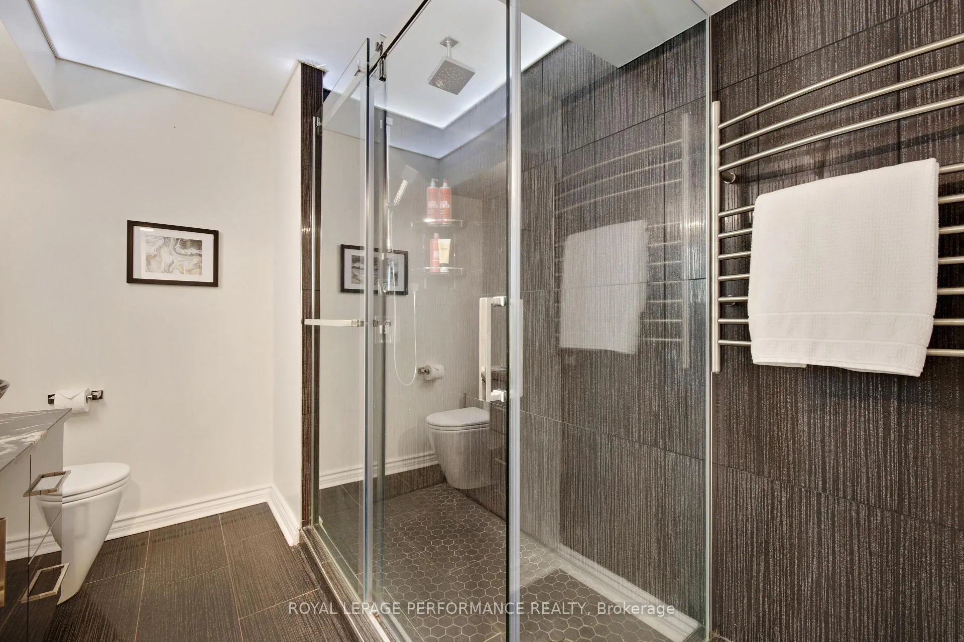 Photo 28 of Unit 1905, 160 George Street, Ottawa, Lower Town/Byward Market — HOMEH