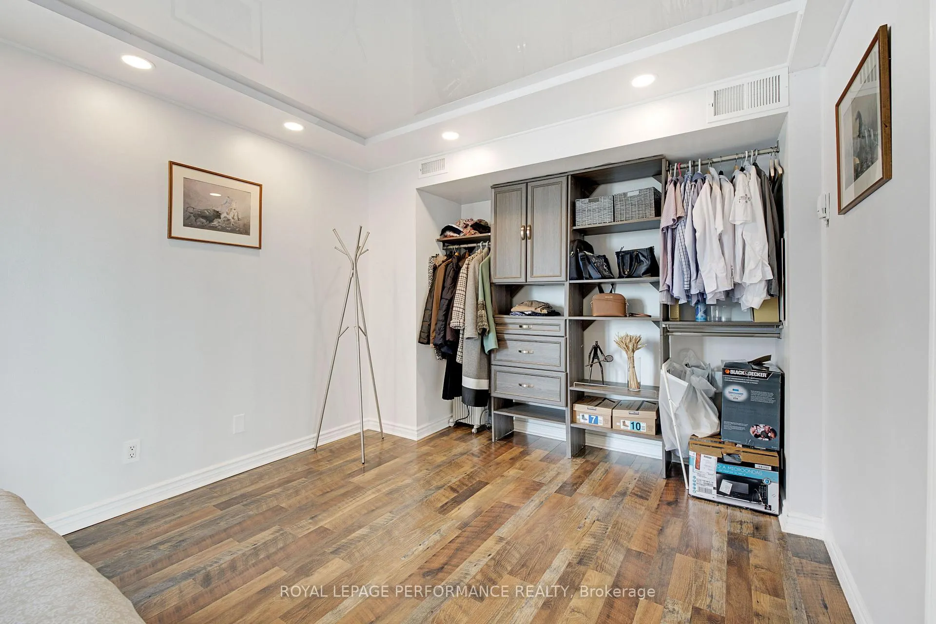 Photo 31 of Unit 1905, 160 George Street, Ottawa, Lower Town/Byward Market — HOMEH