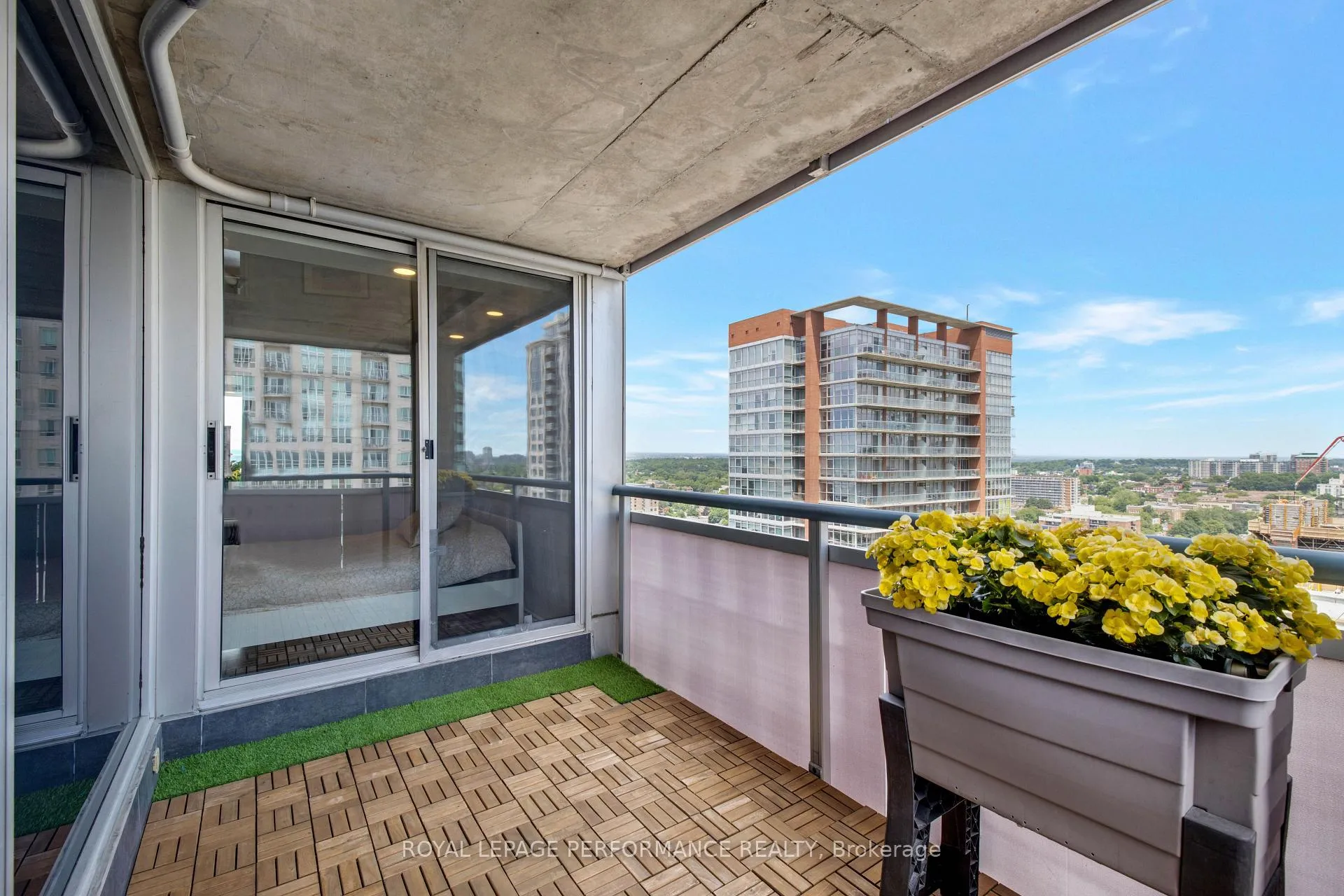 Photo 32 of Unit 1905, 160 George Street, Ottawa, Lower Town/Byward Market — HOMEH