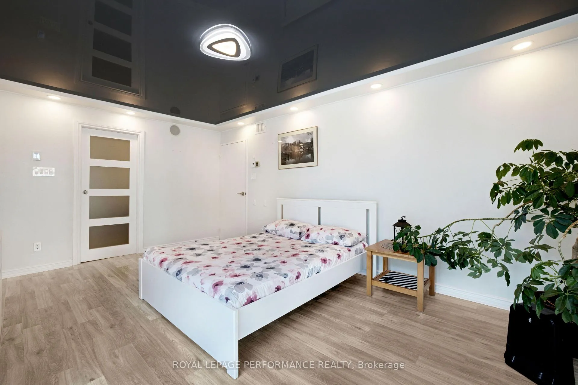 Photo 37 of Unit 1905, 160 George Street, Ottawa, Lower Town/Byward Market — HOMEH