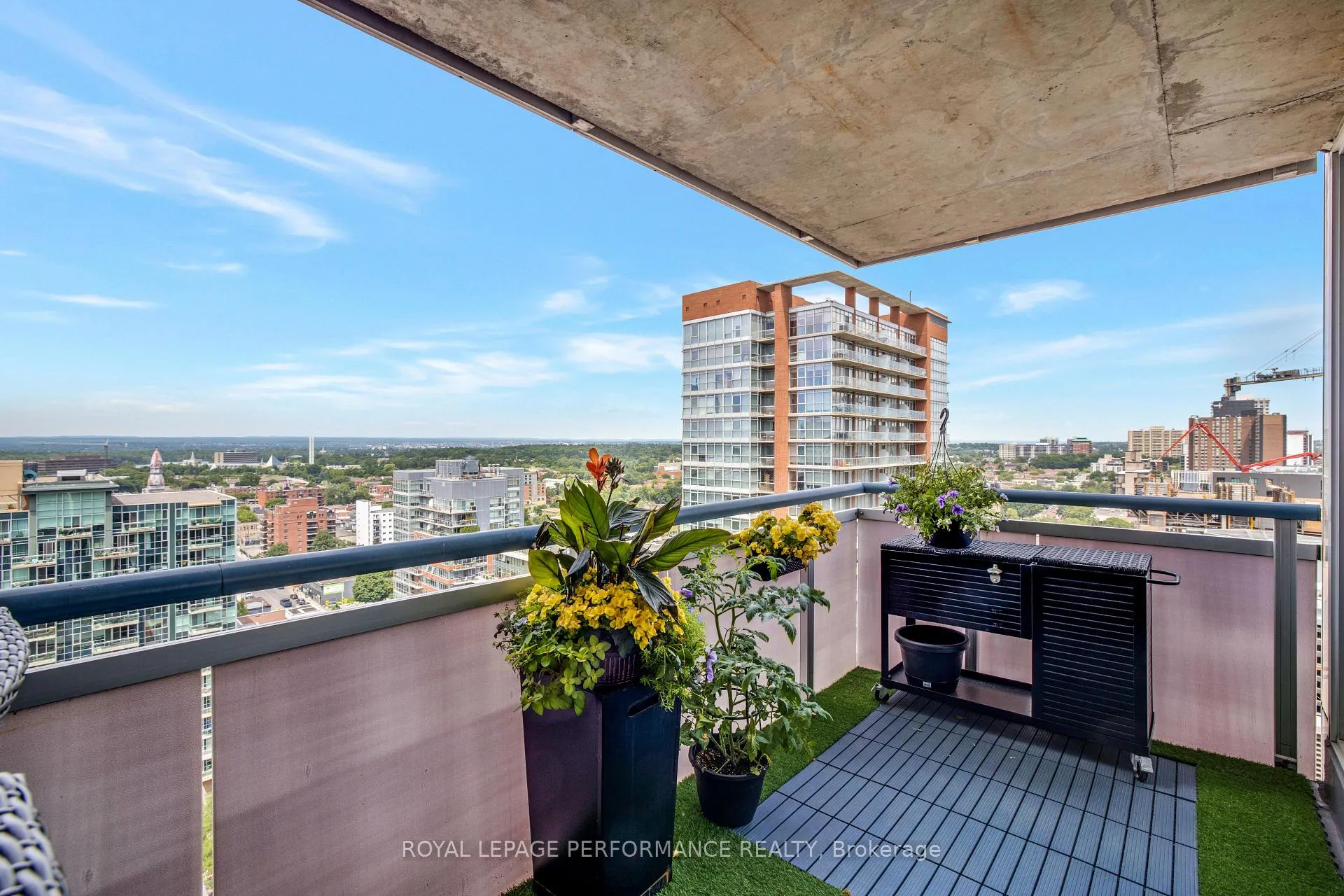 Photo 41 of Unit 1905, 160 George Street, Ottawa, Lower Town/Byward Market — HOMEH