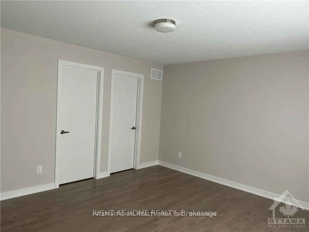 Photo 14 of 405 Appalachian Circle N, Ottawa, Barrhaven - Half Moon Bay — HOMEH
