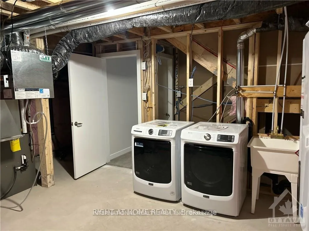Photo 18 of 405 Appalachian Circle N, Ottawa, Barrhaven - Half Moon Bay — HOMEH