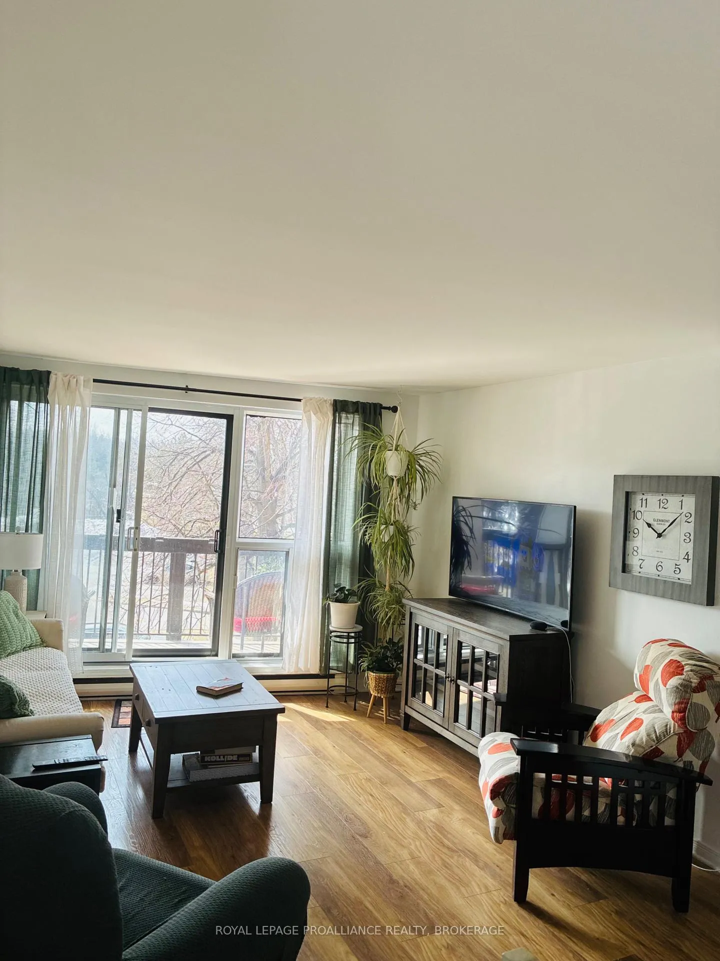 Photo 6 of Unit 301, 66 Greenview Drive, Kingston, Central City West — HOMEH