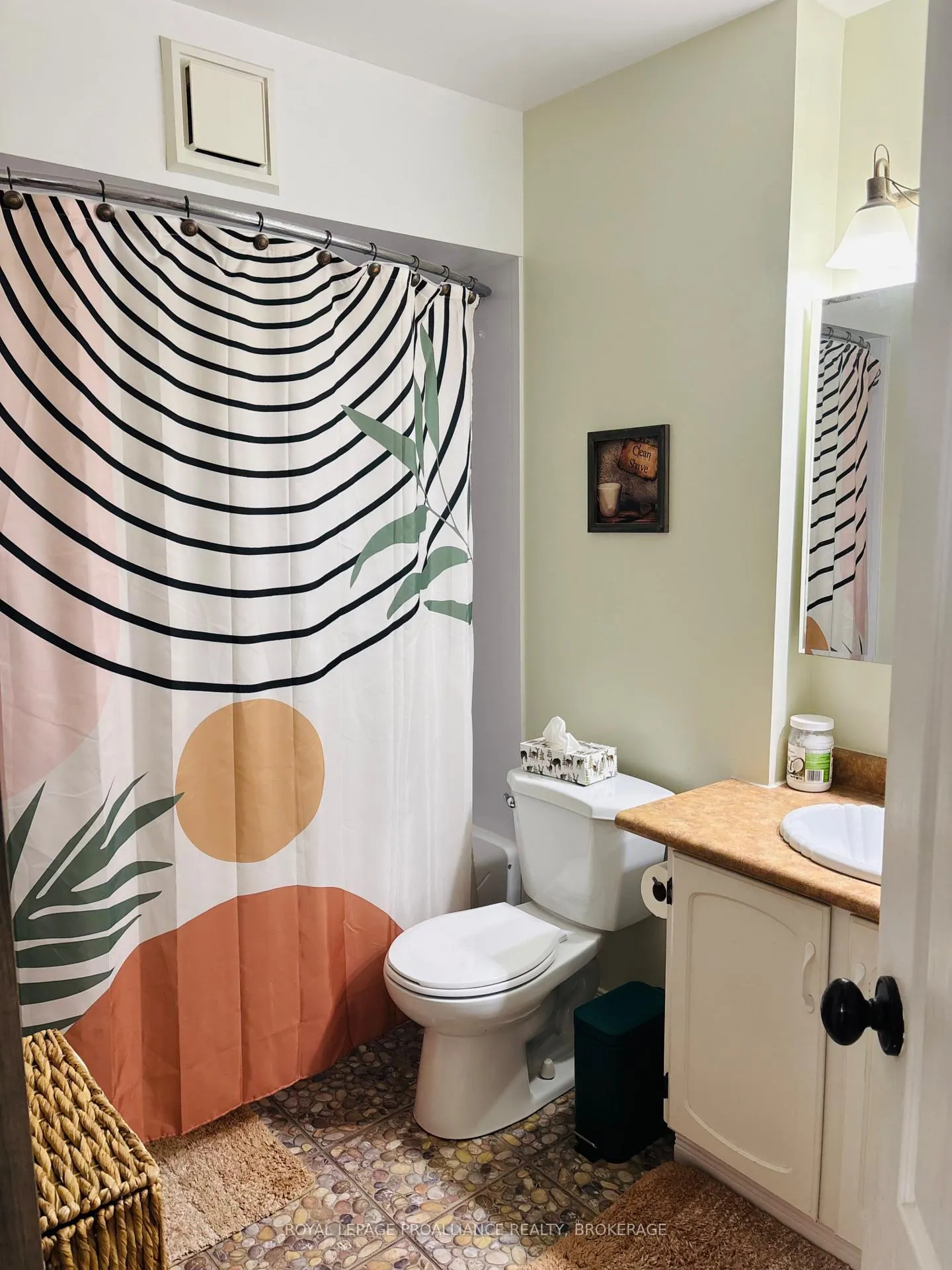 Photo 11 of Unit 301, 66 Greenview Drive, Kingston, Central City West — HOMEH
