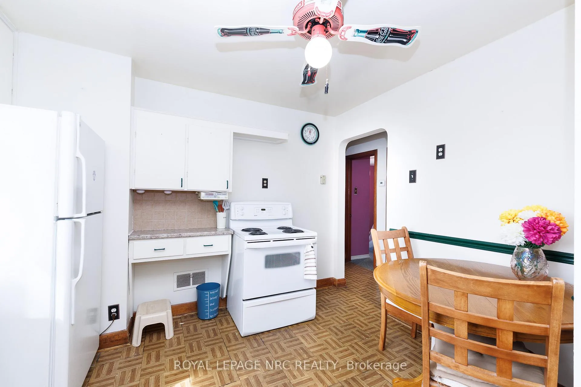 Photo 8 of 6408 Monroe Street, Niagara Falls, Dorchester — HOMEH