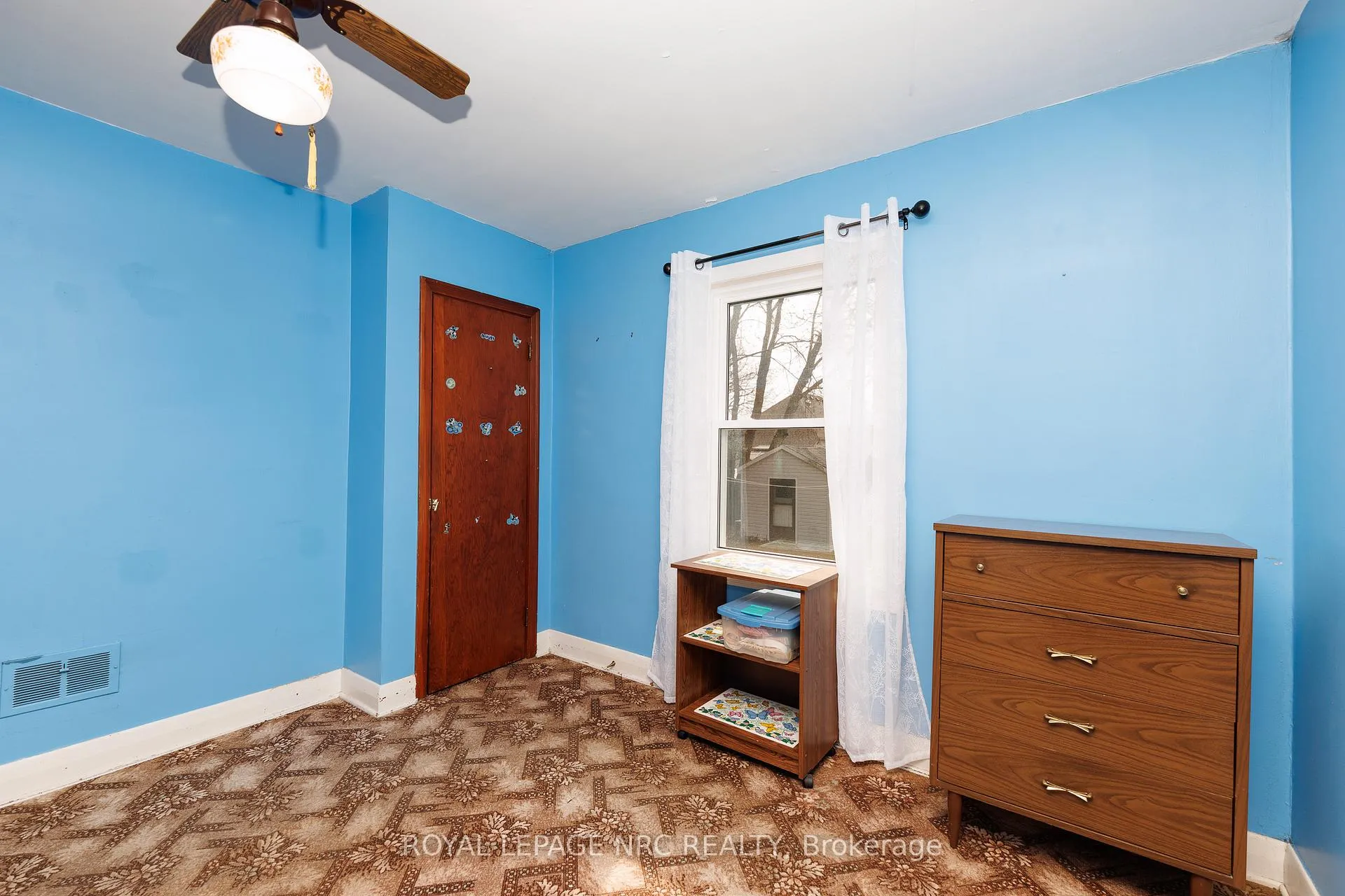 Photo 12 of 6408 Monroe Street, Niagara Falls, Dorchester — HOMEH