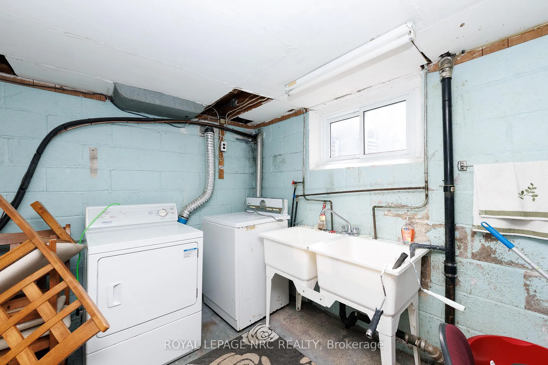 Photo 15 of 6408 Monroe Street, Niagara Falls, Dorchester — HOMEH