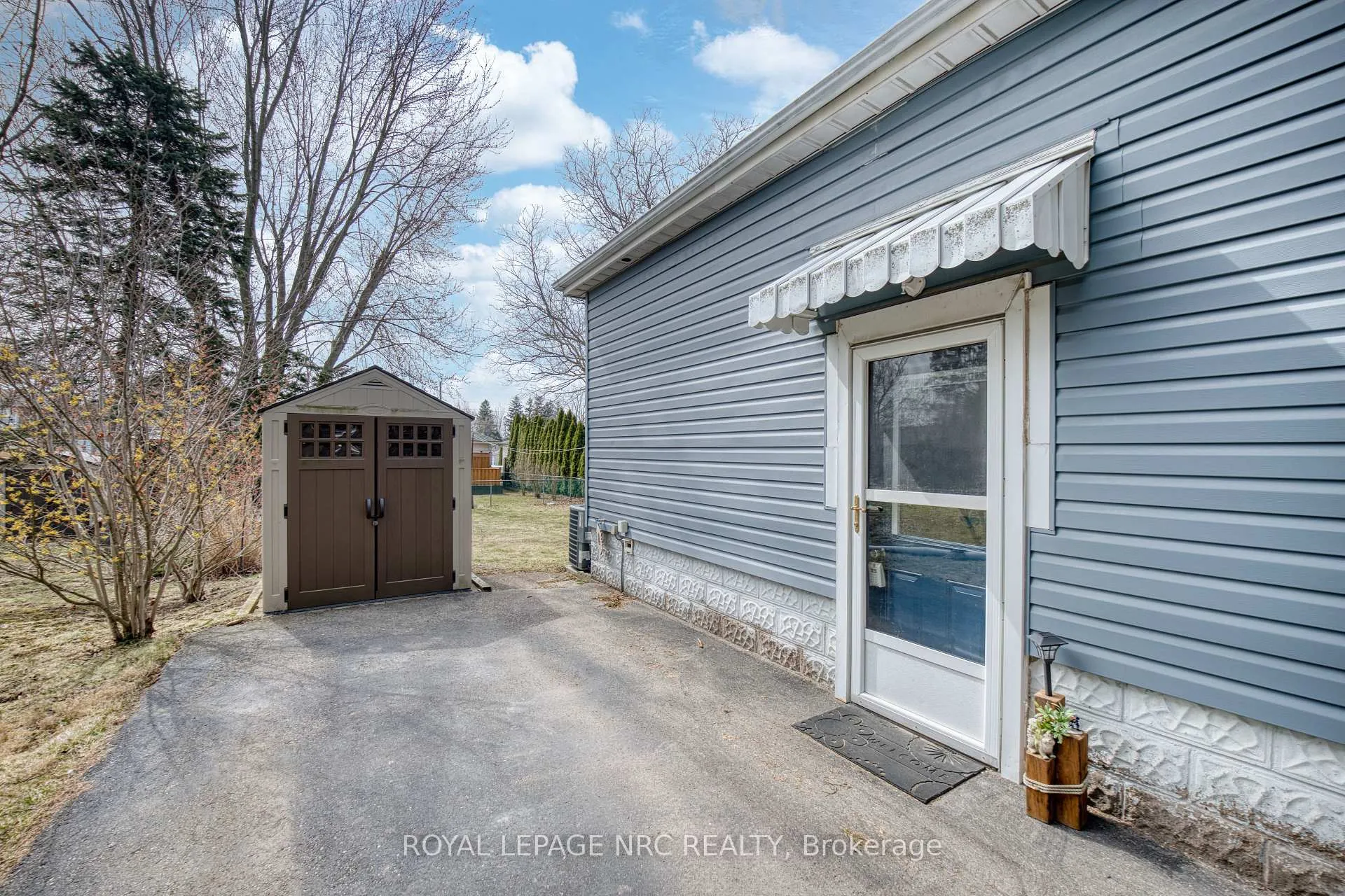 Photo 19 of 6408 Monroe Street, Niagara Falls, Dorchester — HOMEH