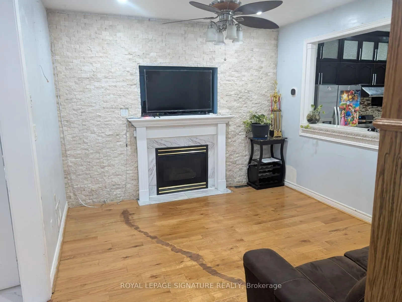 Photo 3 of 134 Lockwood Road N, Brampton, Fletcher's West — HOMEH