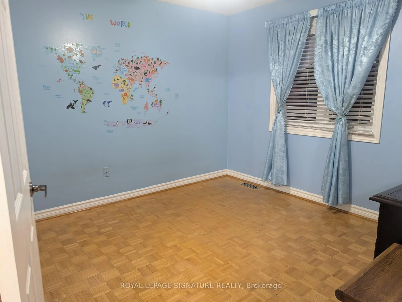 Photo 10 of 134 Lockwood Road N, Brampton, Fletcher's West — HOMEH