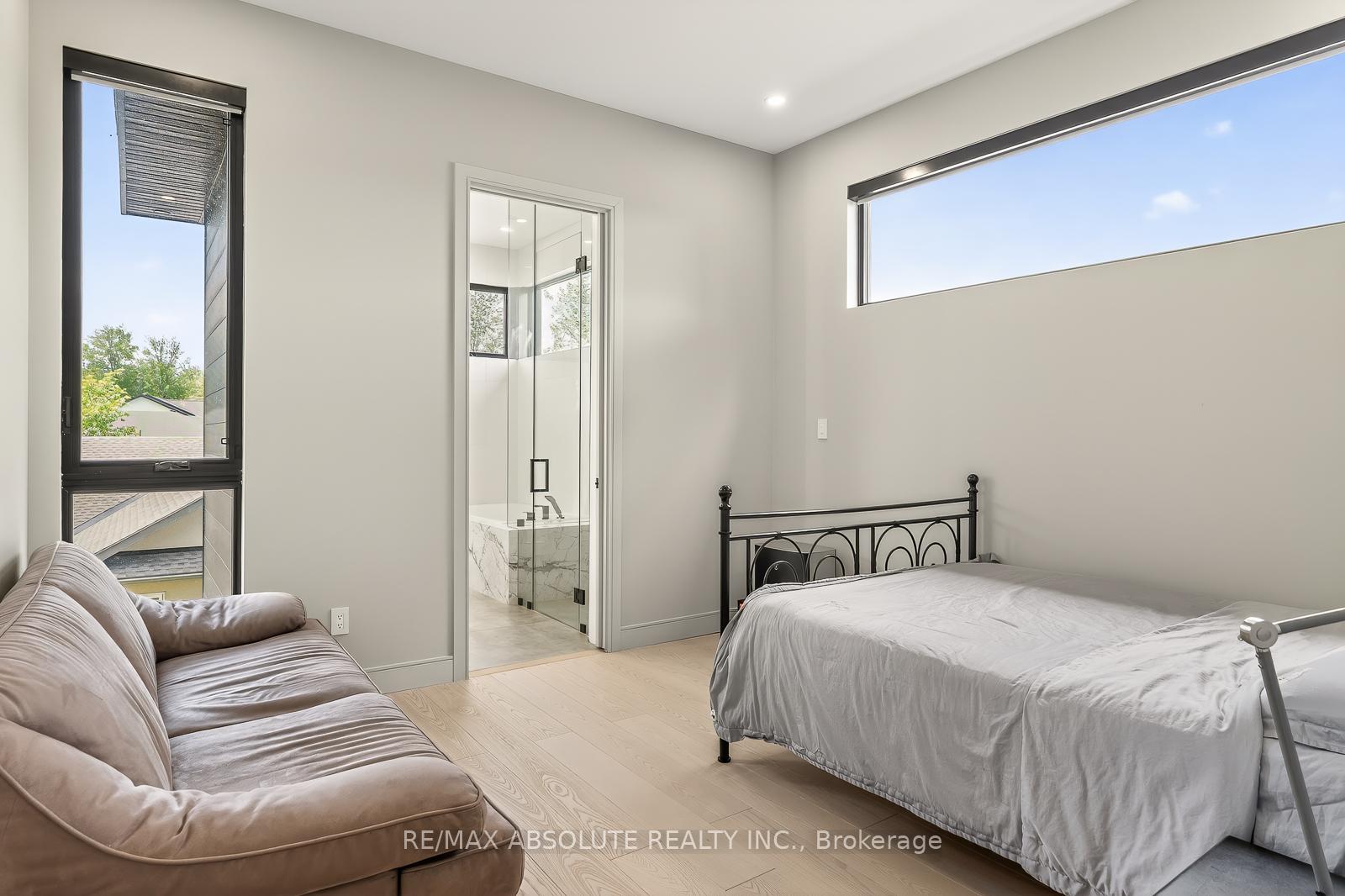 Photo 35 of 553 Shoreway Drive, Ottawa, Greely — HOMEH
