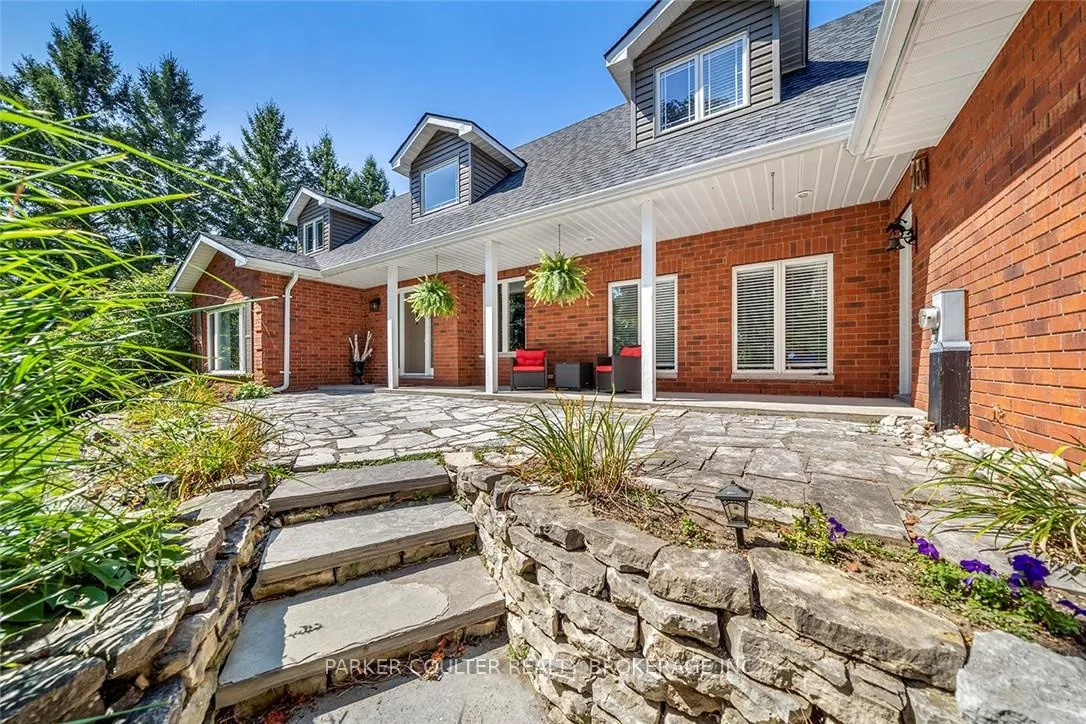 Photo 5 of 2038 Snow Valley Road, Springwater, Snow Valley — HOMEH