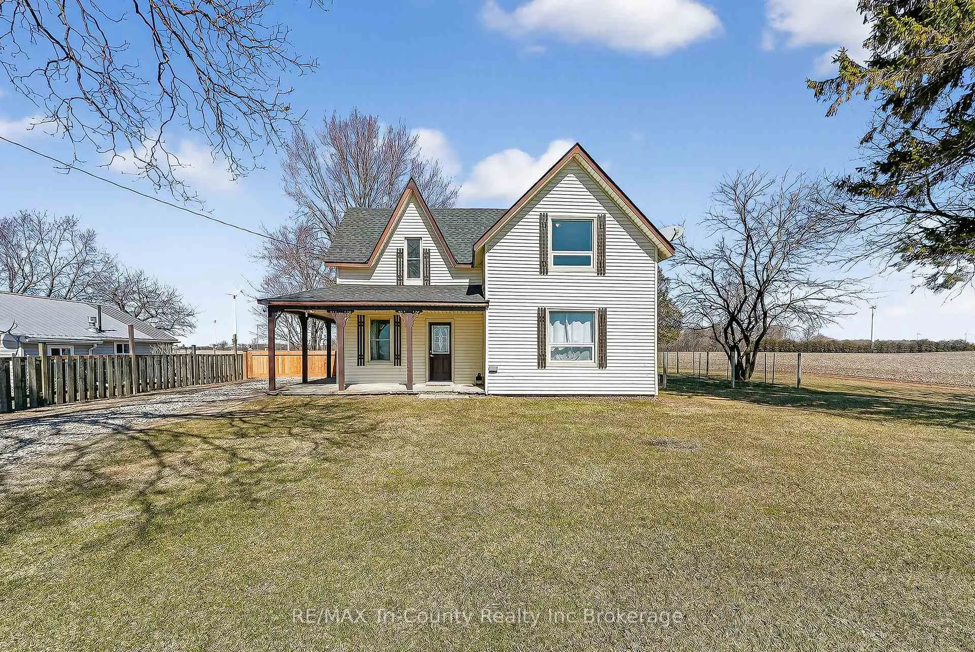 Photo 13 of 591 Lakeshore Road, Norfolk, Rural Houghton — HOMEH