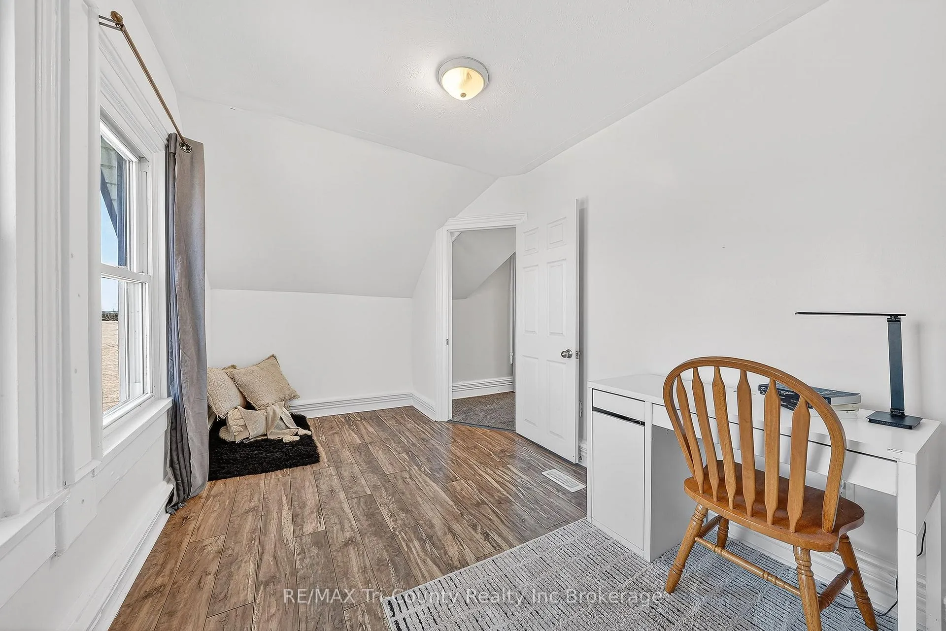 Photo 39 of 591 Lakeshore Road, Norfolk, Rural Houghton — HOMEH