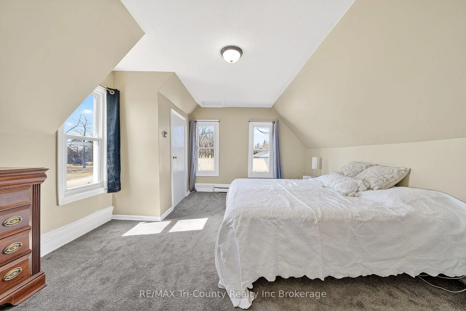 Photo 42 of 591 Lakeshore Road, Norfolk, Rural Houghton — HOMEH