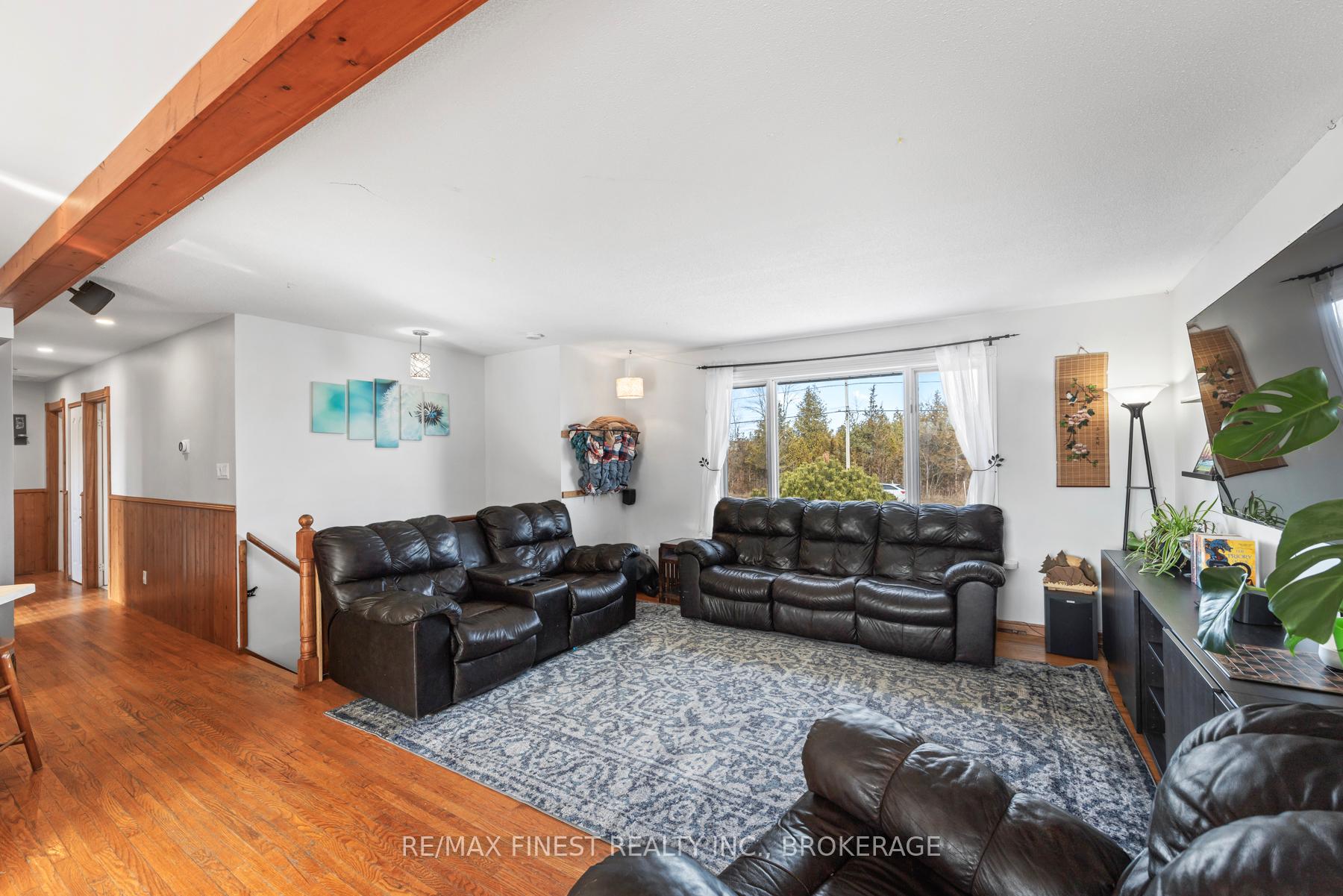 Photo 13 of 706 Caton Road, Loyalist, Lennox and Addington - South — HOMEH
