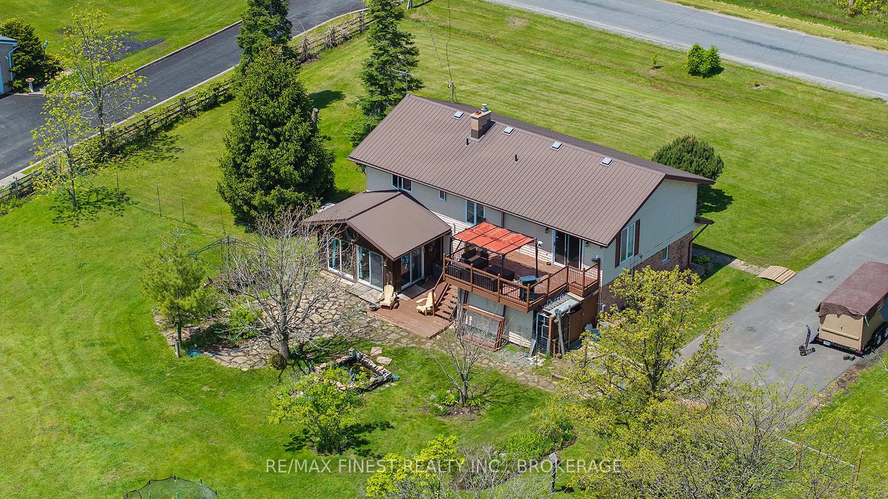 Photo 15 of 706 Caton Road, Loyalist, Lennox and Addington - South — HOMEH
