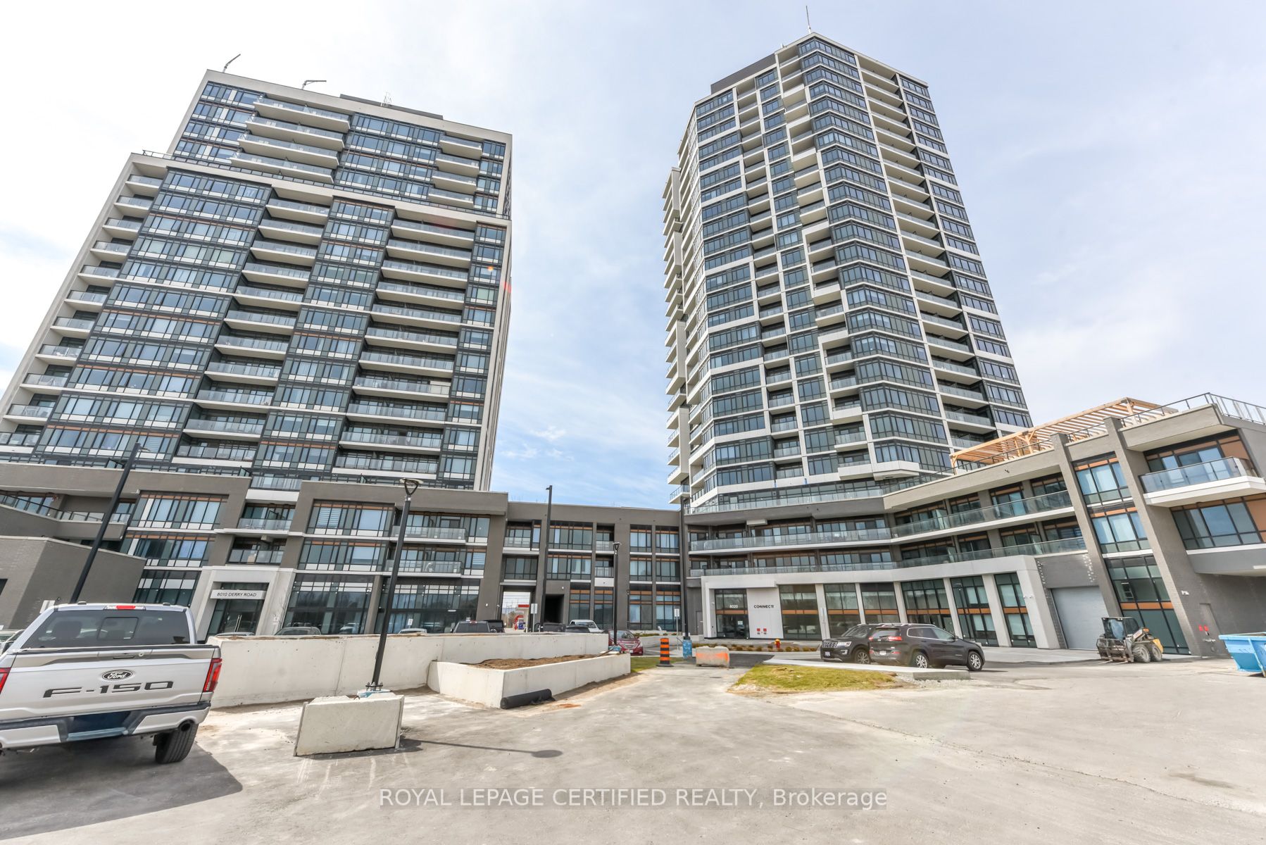 Photo 2 of Unit 2305, 8020 Derry Road, Milton, Coates — HOMEH