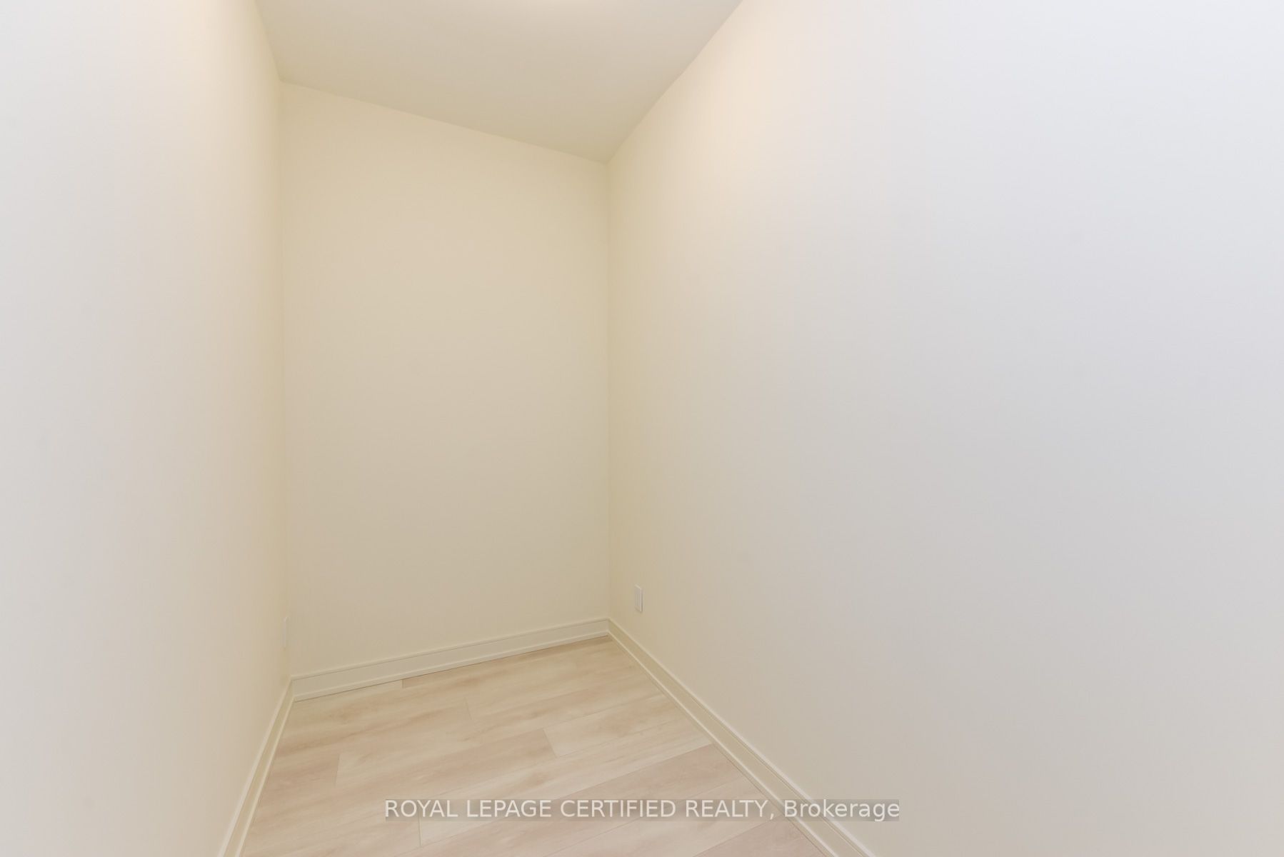 Photo 13 of Unit 2305, 8020 Derry Road, Milton, Coates — HOMEH