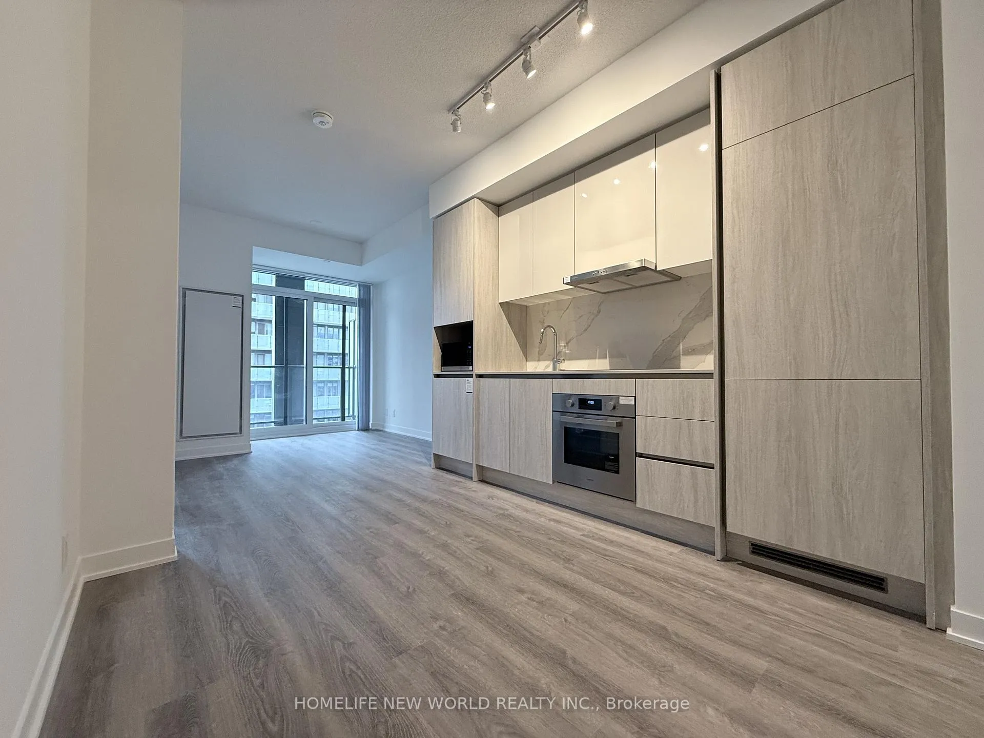 Photo 2 of Unit 2807, 180 Front Street E, Toronto, Moss Park — HOMEH