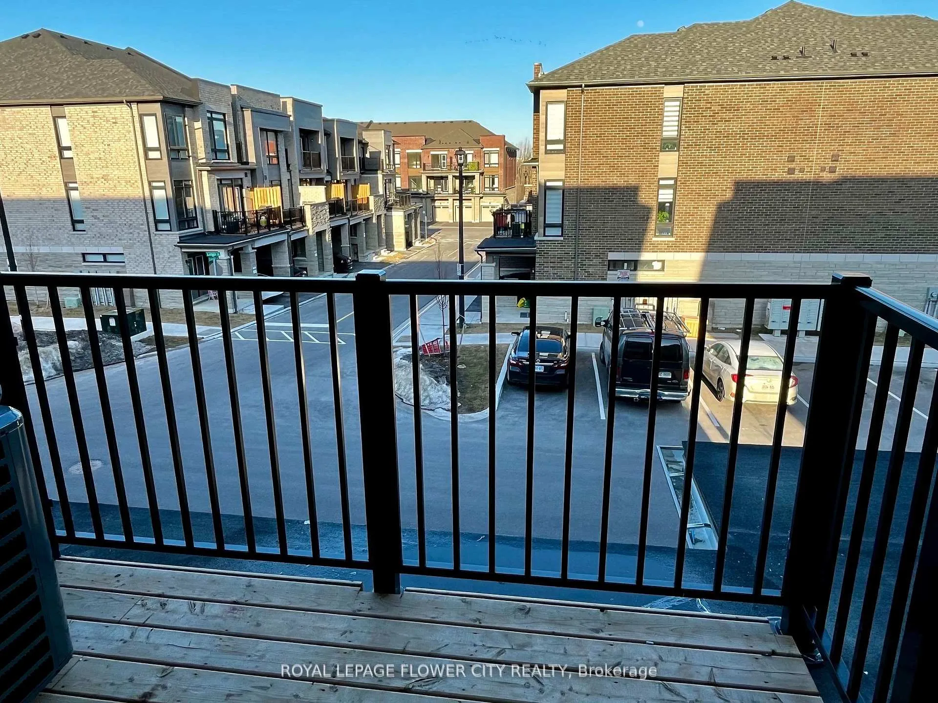 Photo 25 of 523 Danks Ridge Drive, Ajax, South East — HOMEH