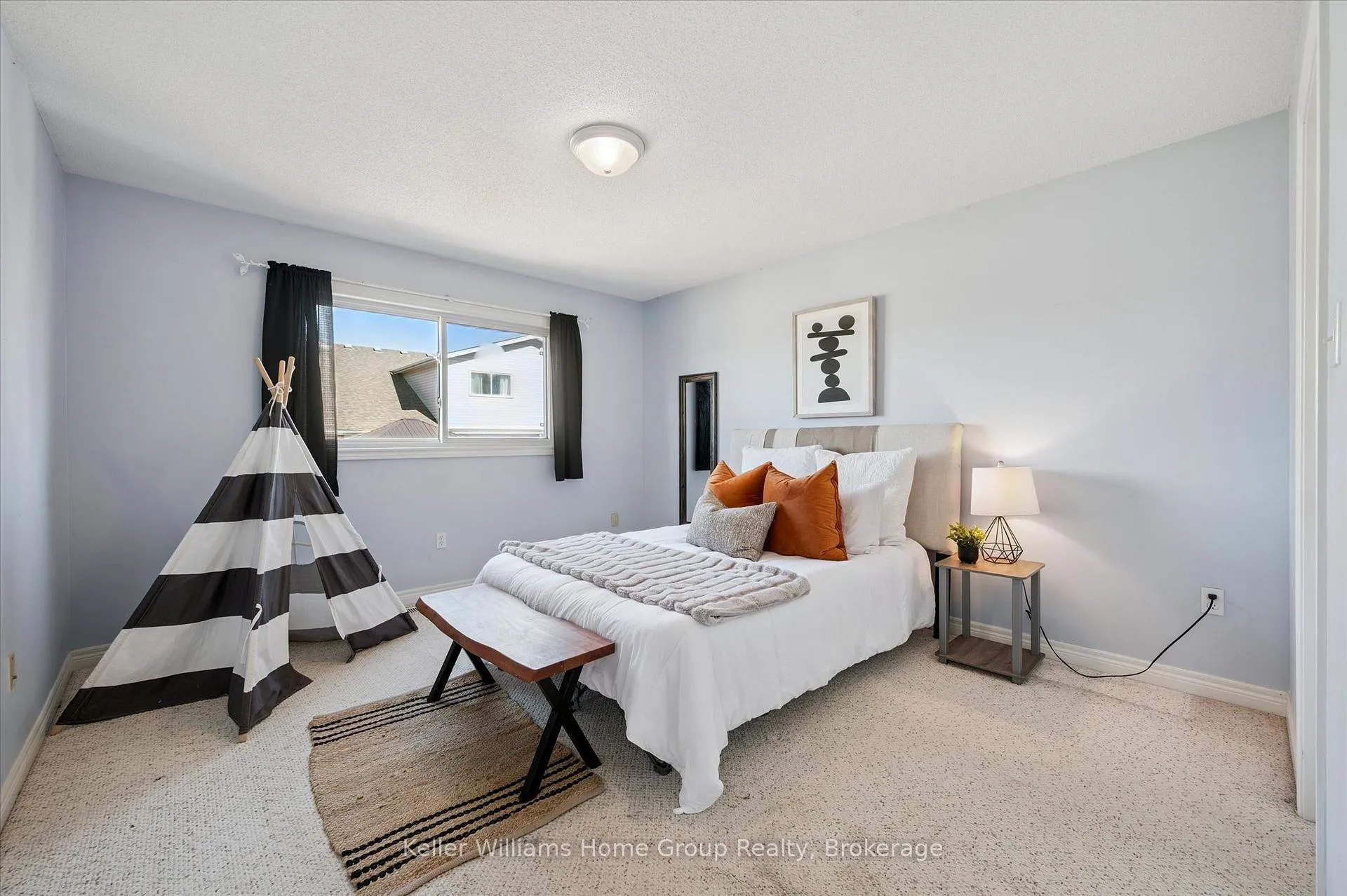 Photo 30 of 35 Thornton Street, Guelph, Grange Road — HOMEH