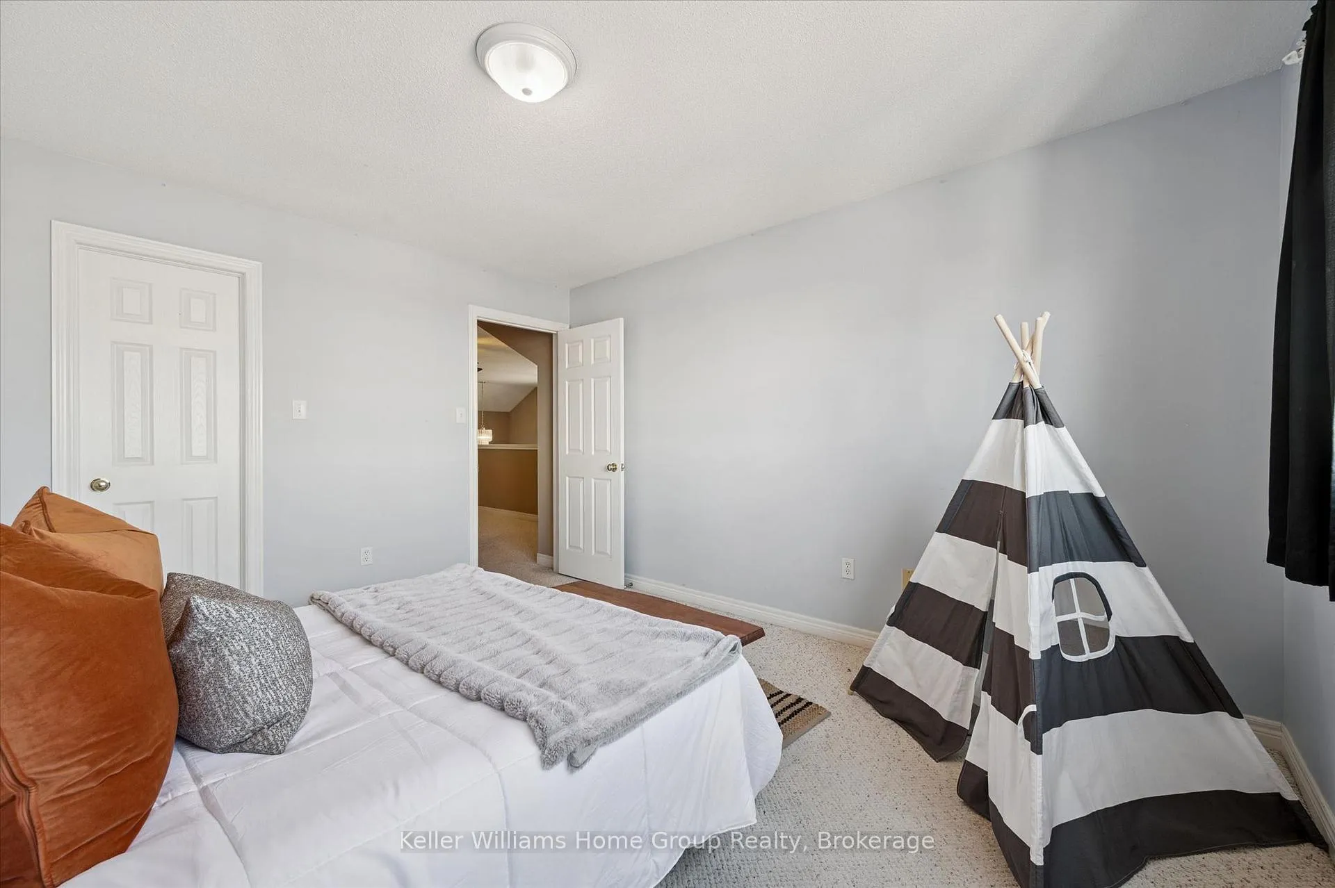 Photo 31 of 35 Thornton Street, Guelph, Grange Road — HOMEH