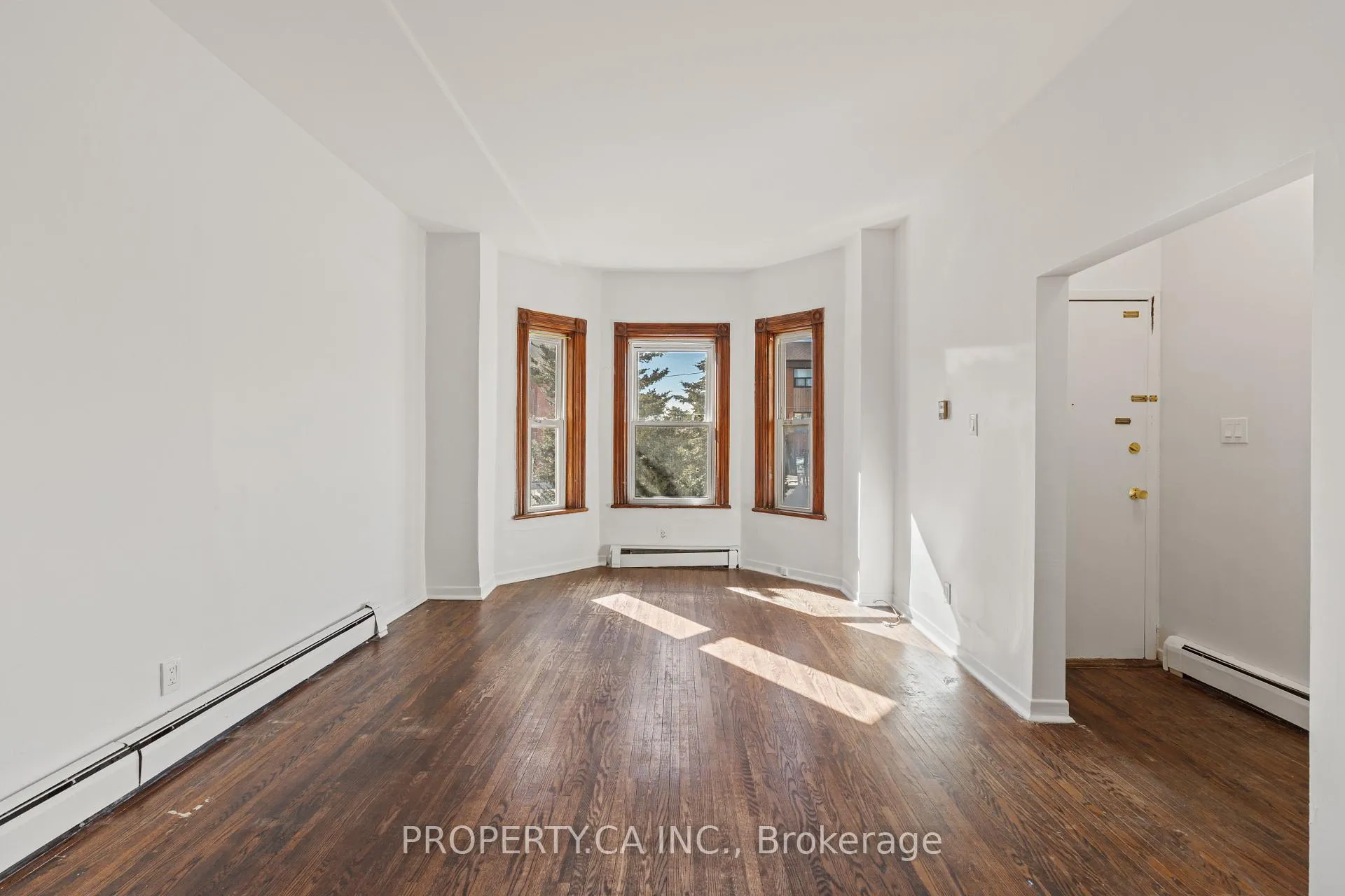 Front of Unit Main, 120 Stephenson Avenue