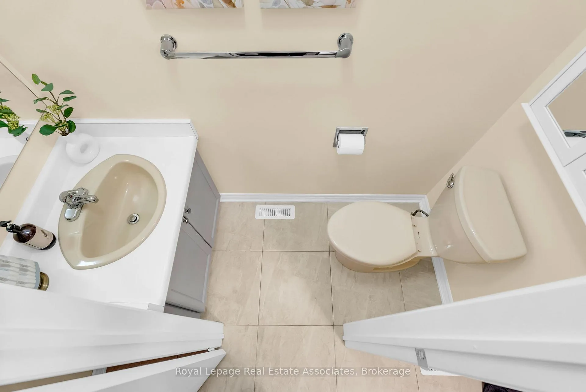 Photo 23 of 20 Jeremy Place, Brampton, Northgate — HOMEH