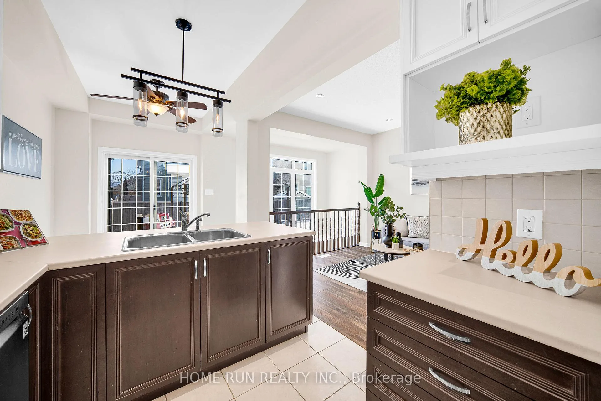 Photo 18 of 636 Pamplona Private, Ottawa, Barrhaven - Stonebridge — HOMEH