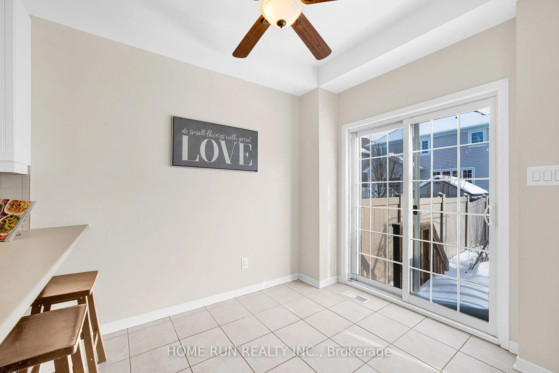 Photo 21 of 636 Pamplona Private, Ottawa, Barrhaven - Stonebridge — HOMEH
