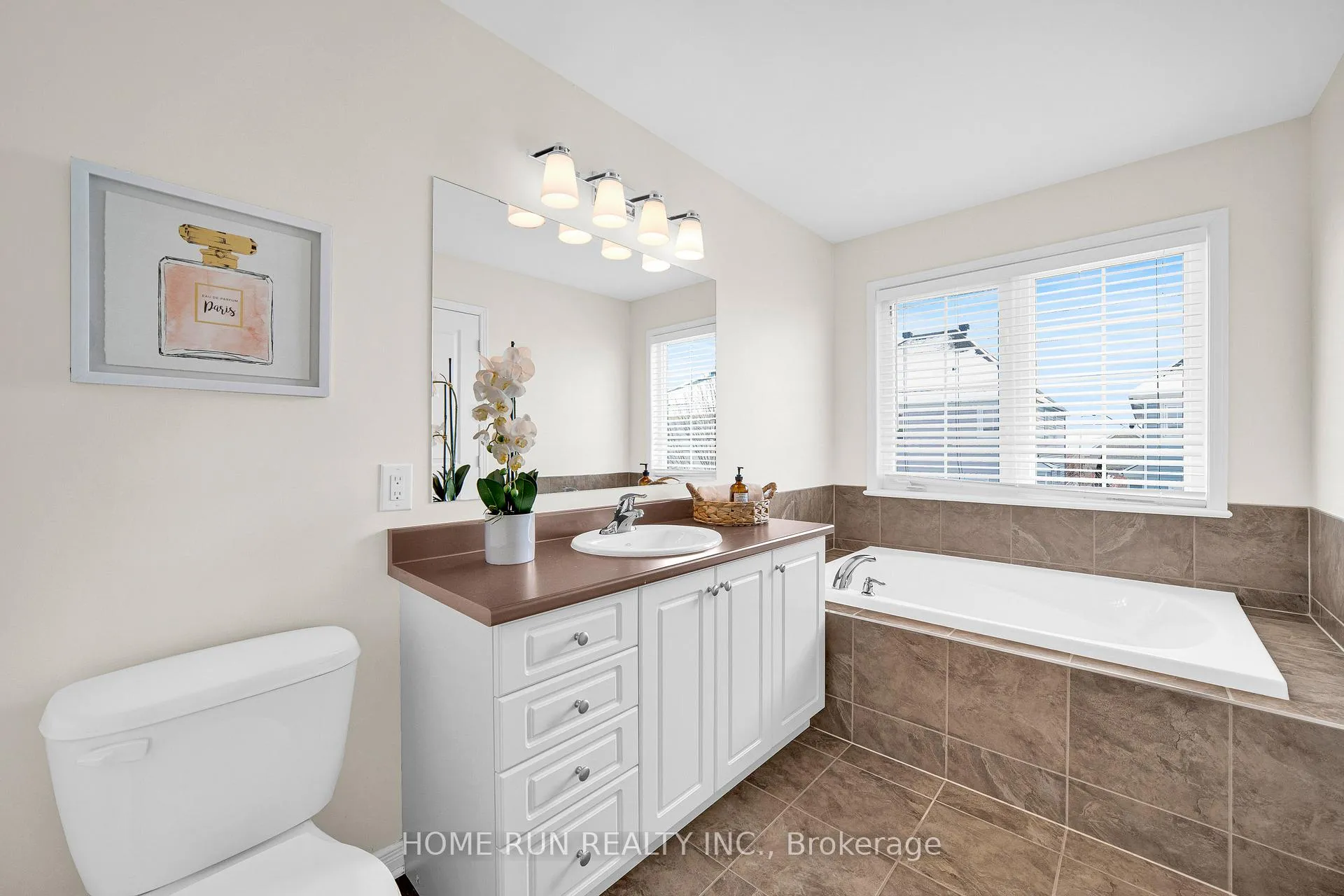 Photo 31 of 636 Pamplona Private, Ottawa, Barrhaven - Stonebridge — HOMEH