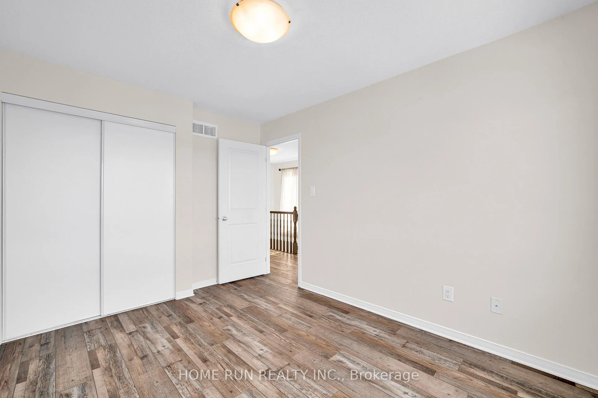 Photo 35 of 636 Pamplona Private, Ottawa, Barrhaven - Stonebridge — HOMEH