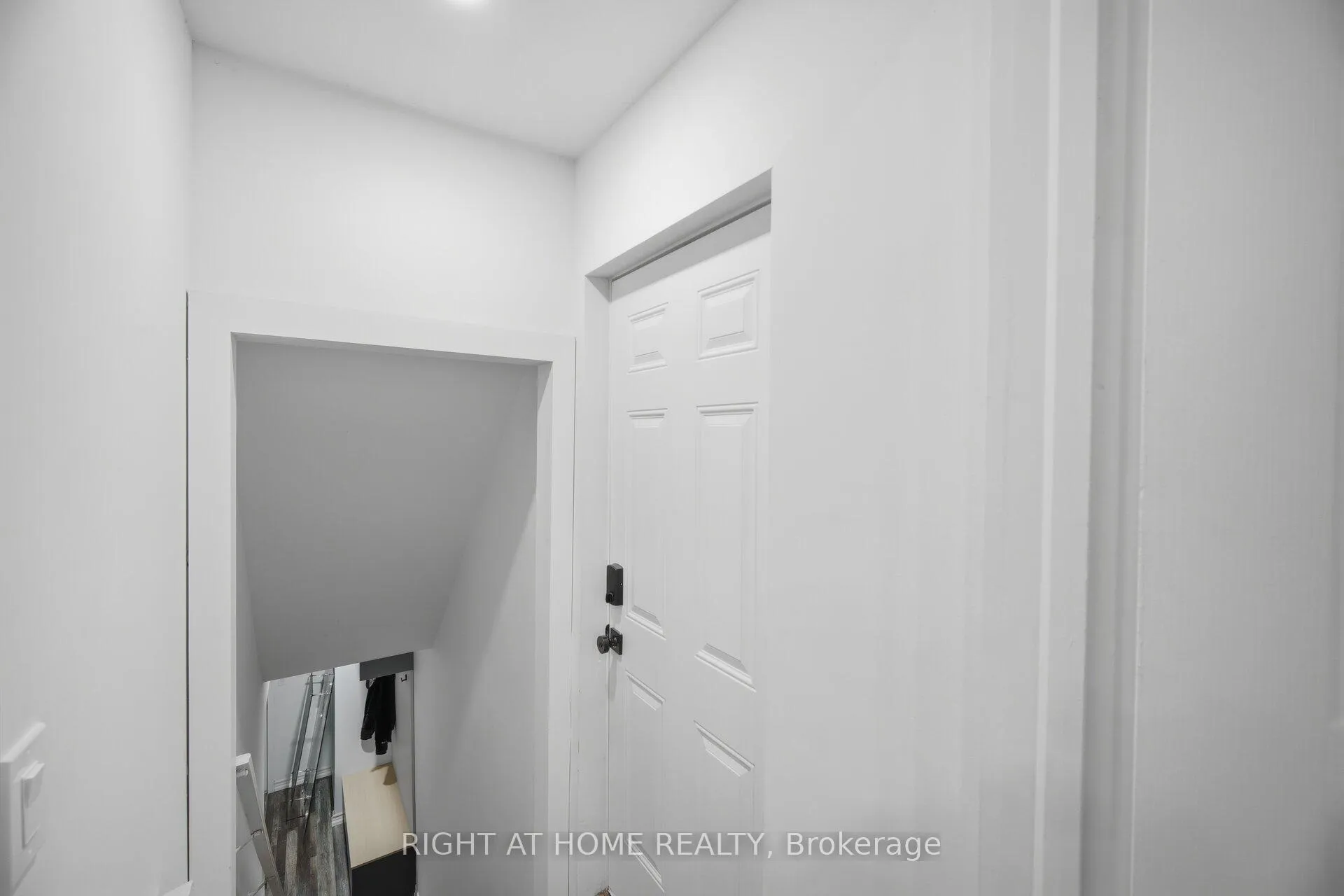 Photo 38 of 87 Via Toscana Drive, Vaughan, Vellore Village — HOMEH