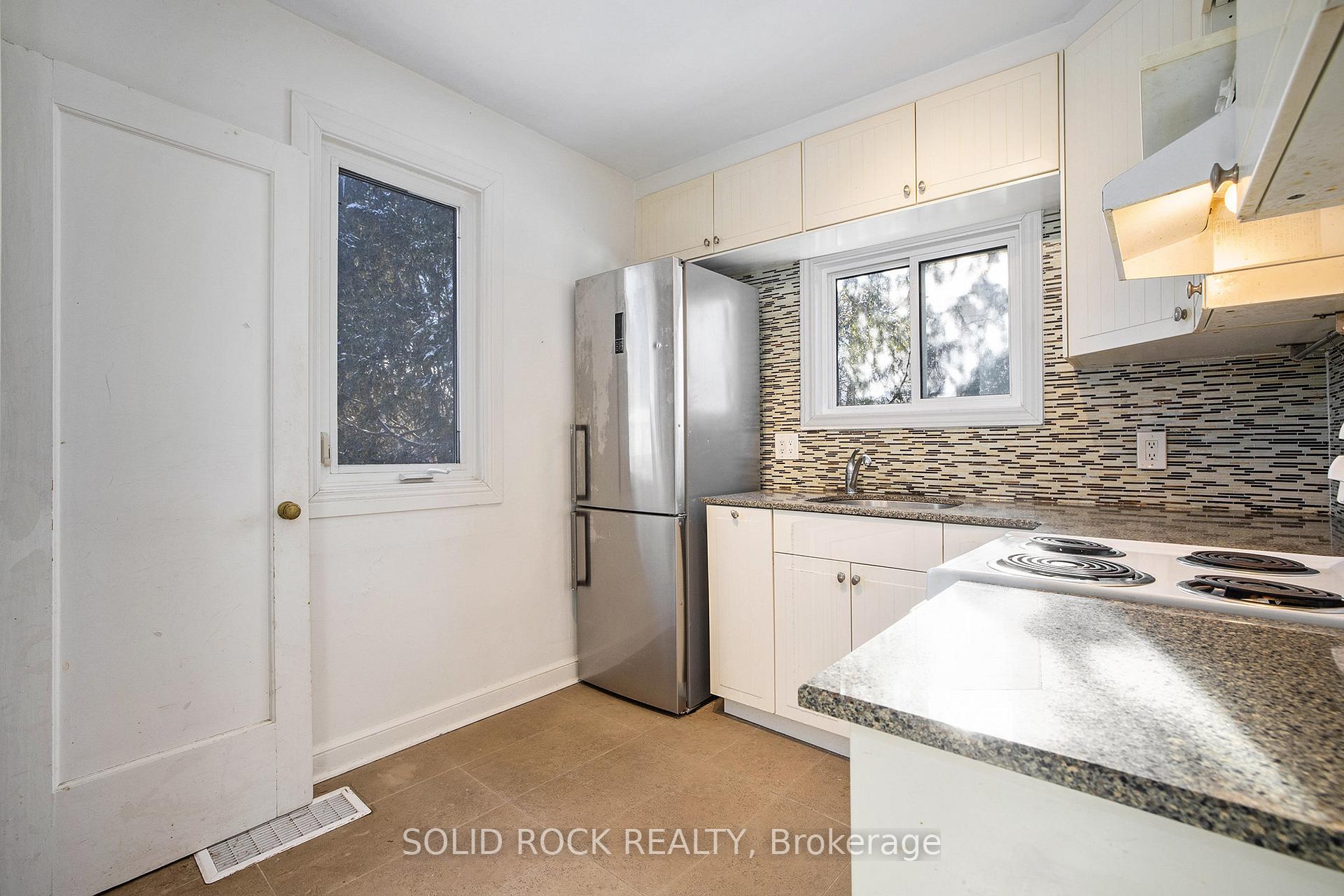 Photo 11 of 1653 Edge Hill Place, Ottawa, Ridgemont — HOMEH