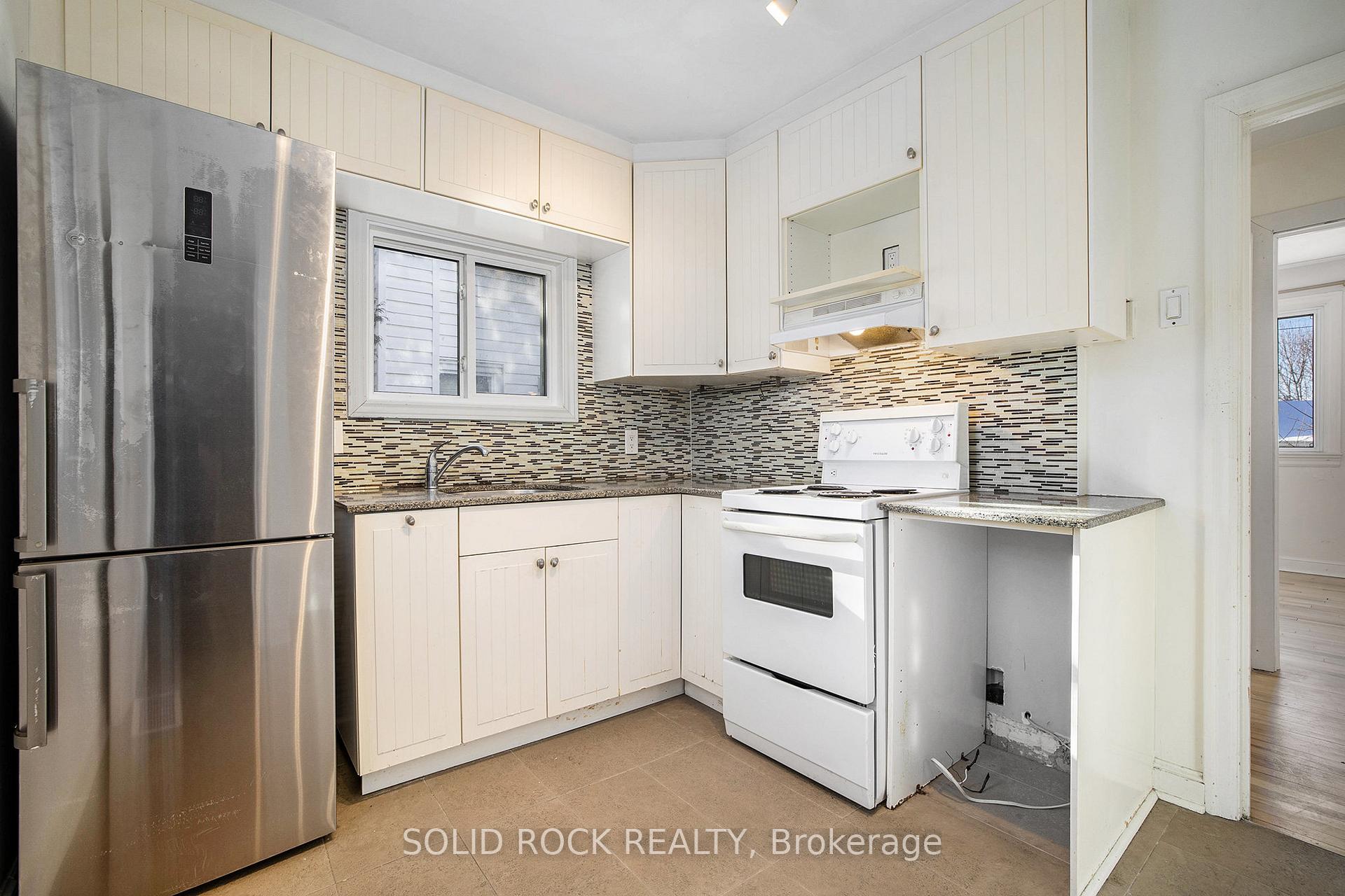 Photo 12 of 1653 Edge Hill Place, Ottawa, Ridgemont — HOMEH