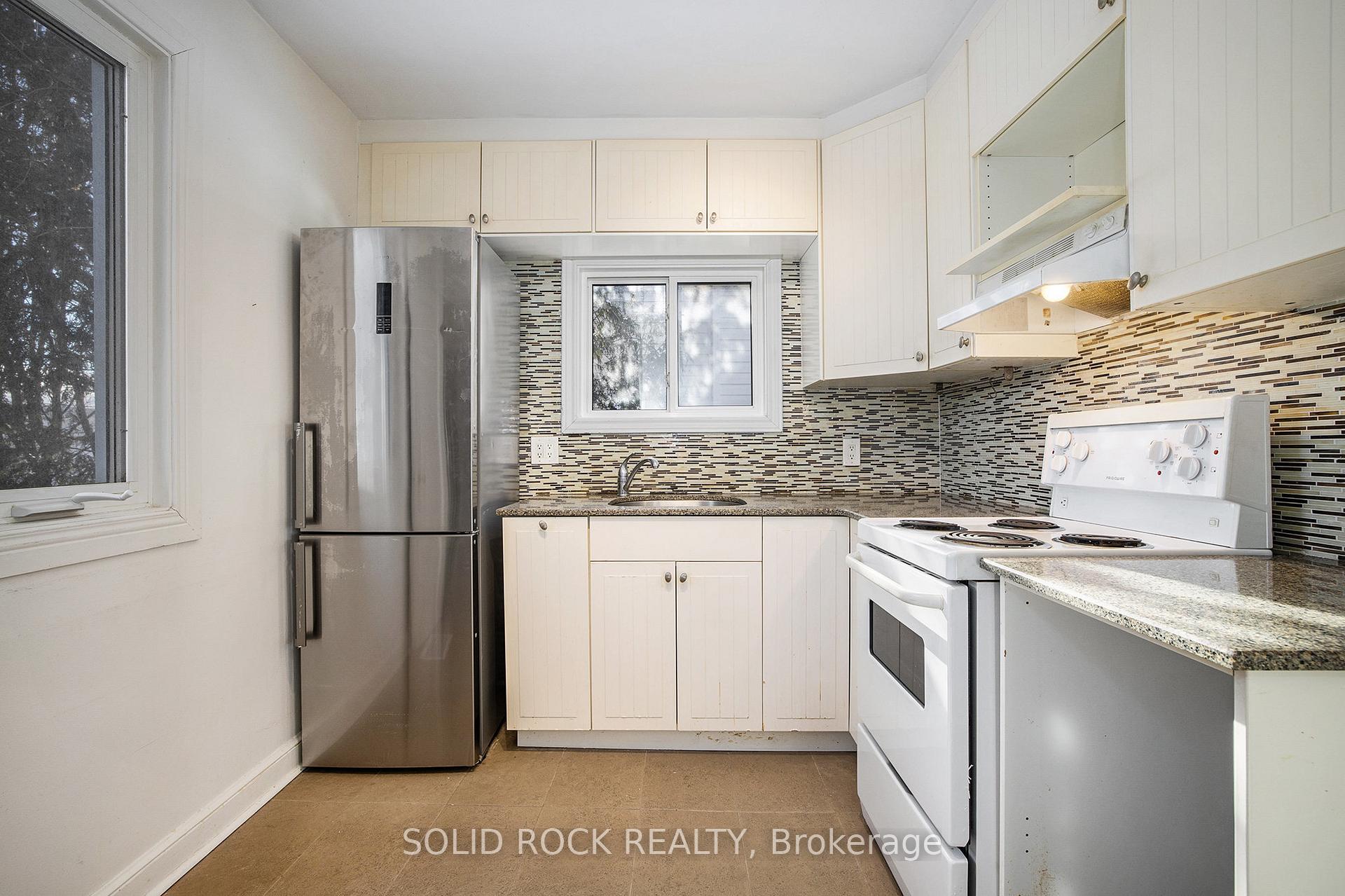 Photo 13 of 1653 Edge Hill Place, Ottawa, Ridgemont — HOMEH
