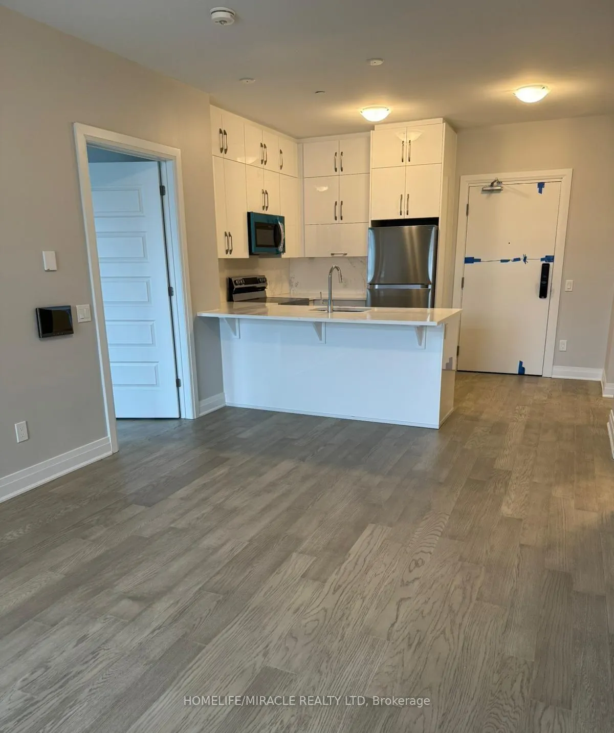 Front of Unit 509, 470 Gordon Krantz Avenue