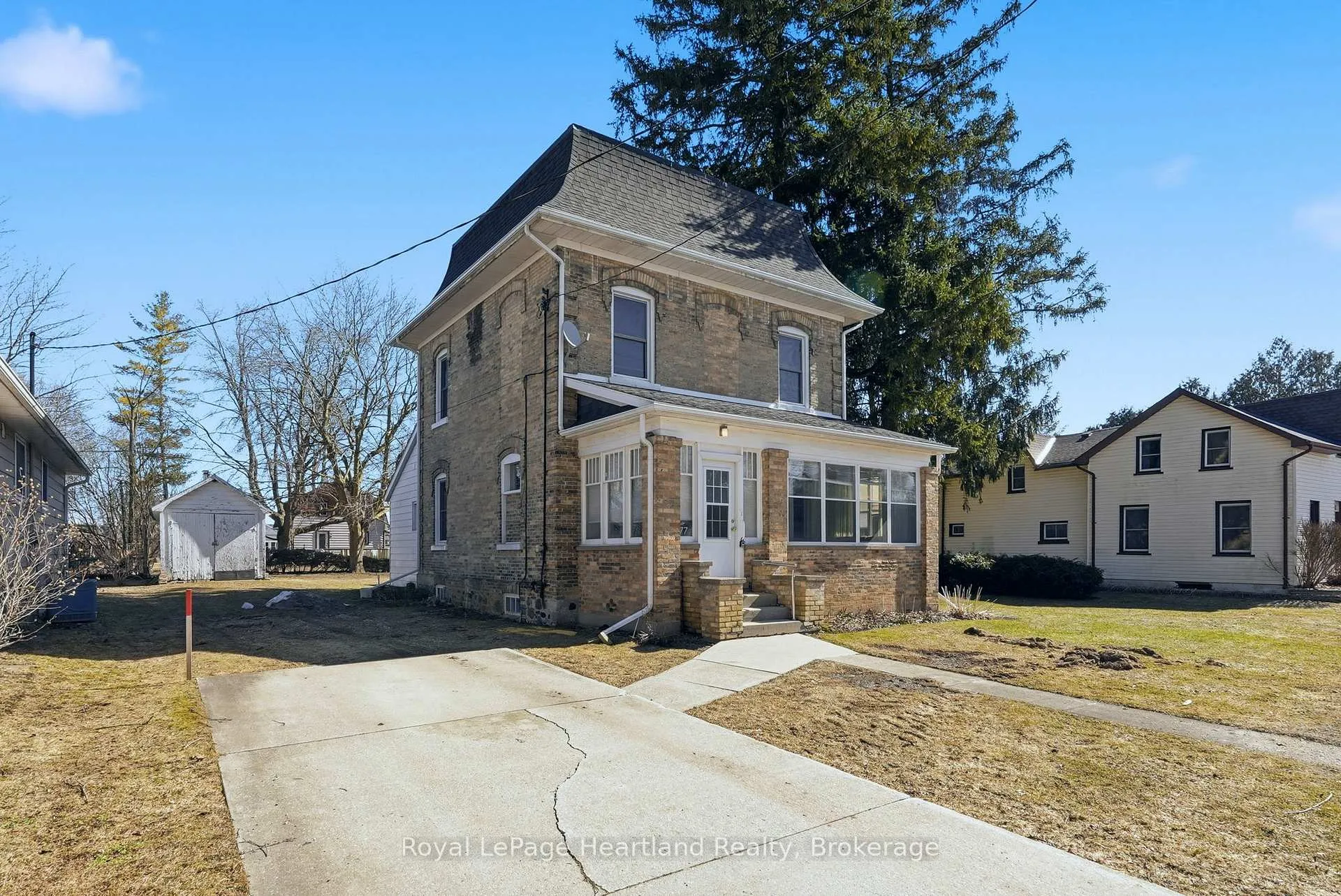 Photo 4 of 77 King Street S, Minto — HOMEH