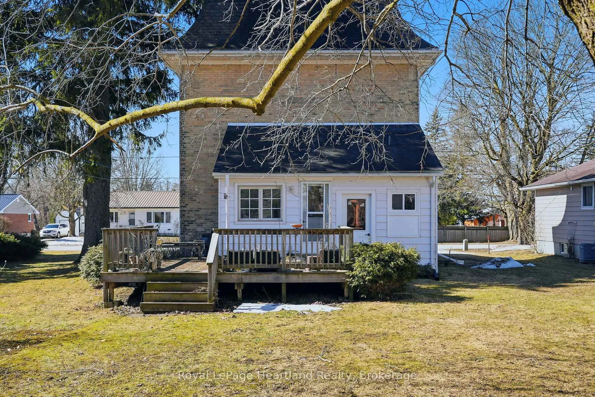 Photo 30 of 77 King Street S, Minto — HOMEH