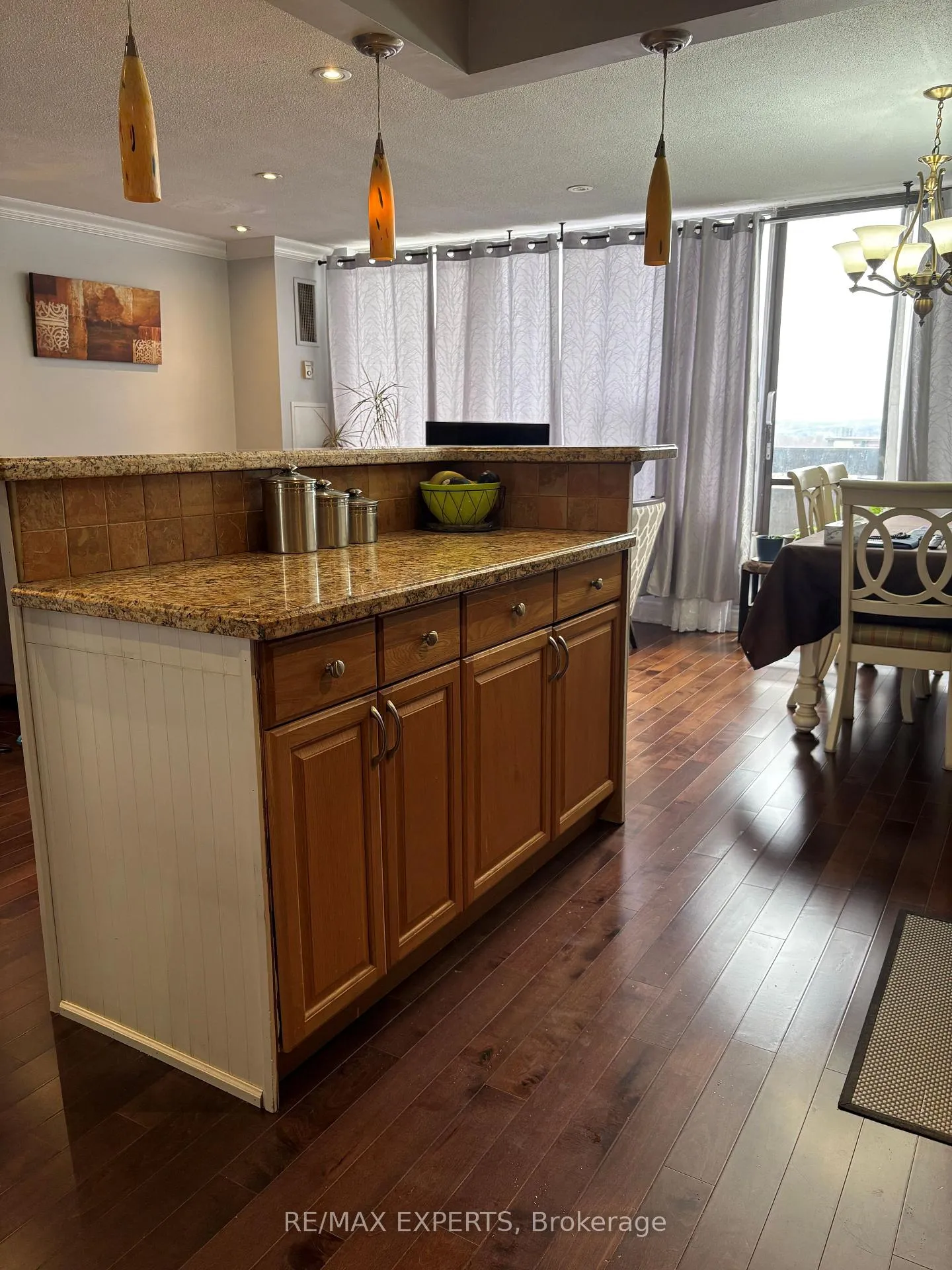 Photo 2 of Unit PH15, 11 Wincott Drive, Etobicoke, Kingsview Village-The Westway — HOMEH