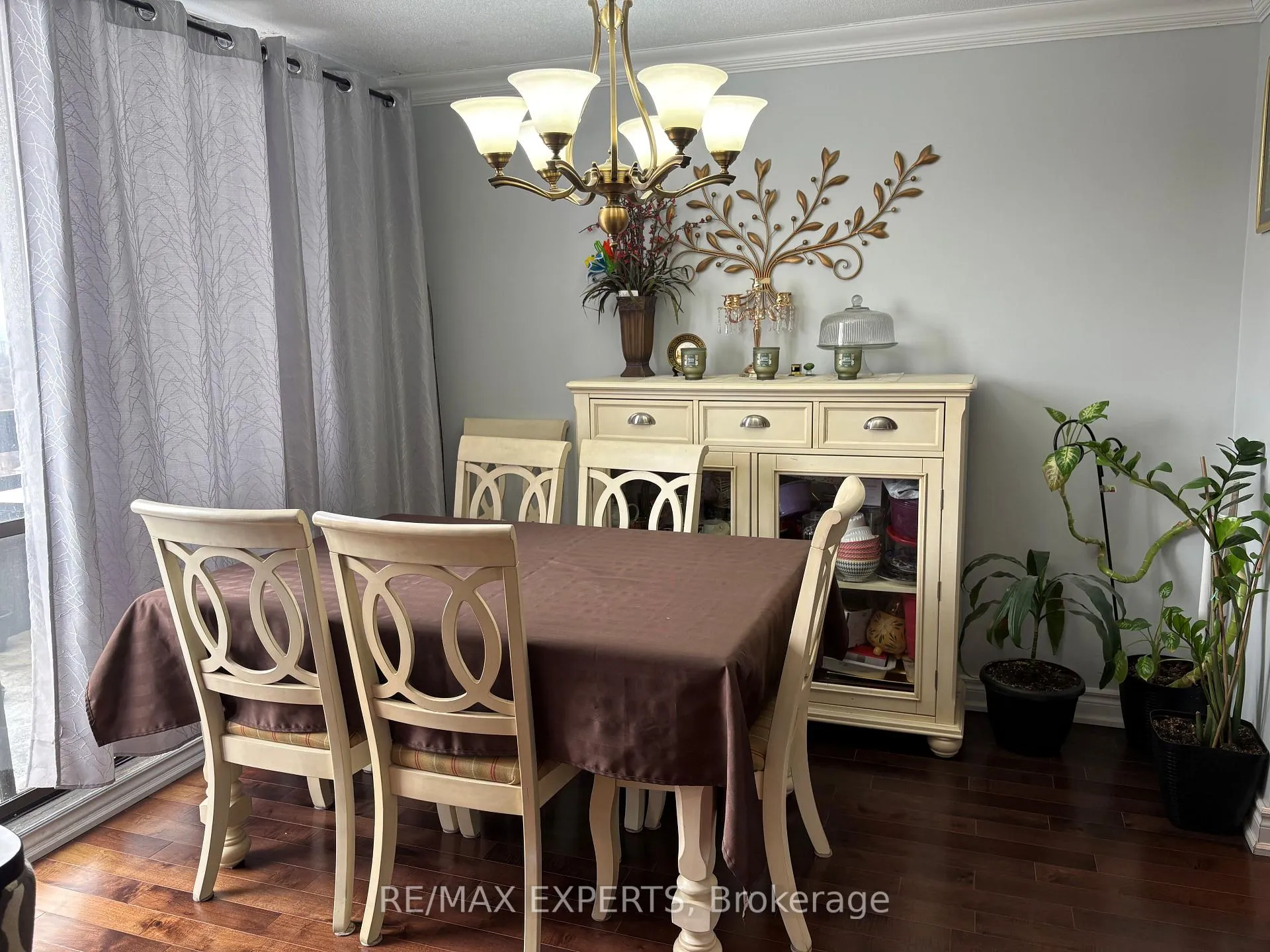 Photo 6 of Unit PH15, 11 Wincott Drive, Etobicoke, Kingsview Village-The Westway — HOMEH