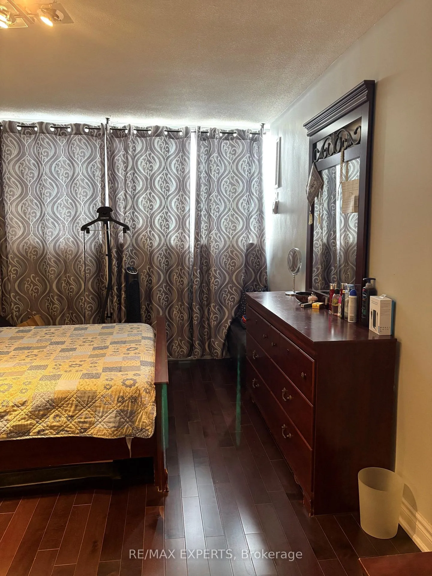 Photo 17 of Unit PH15, 11 Wincott Drive, Etobicoke, Kingsview Village-The Westway — HOMEH