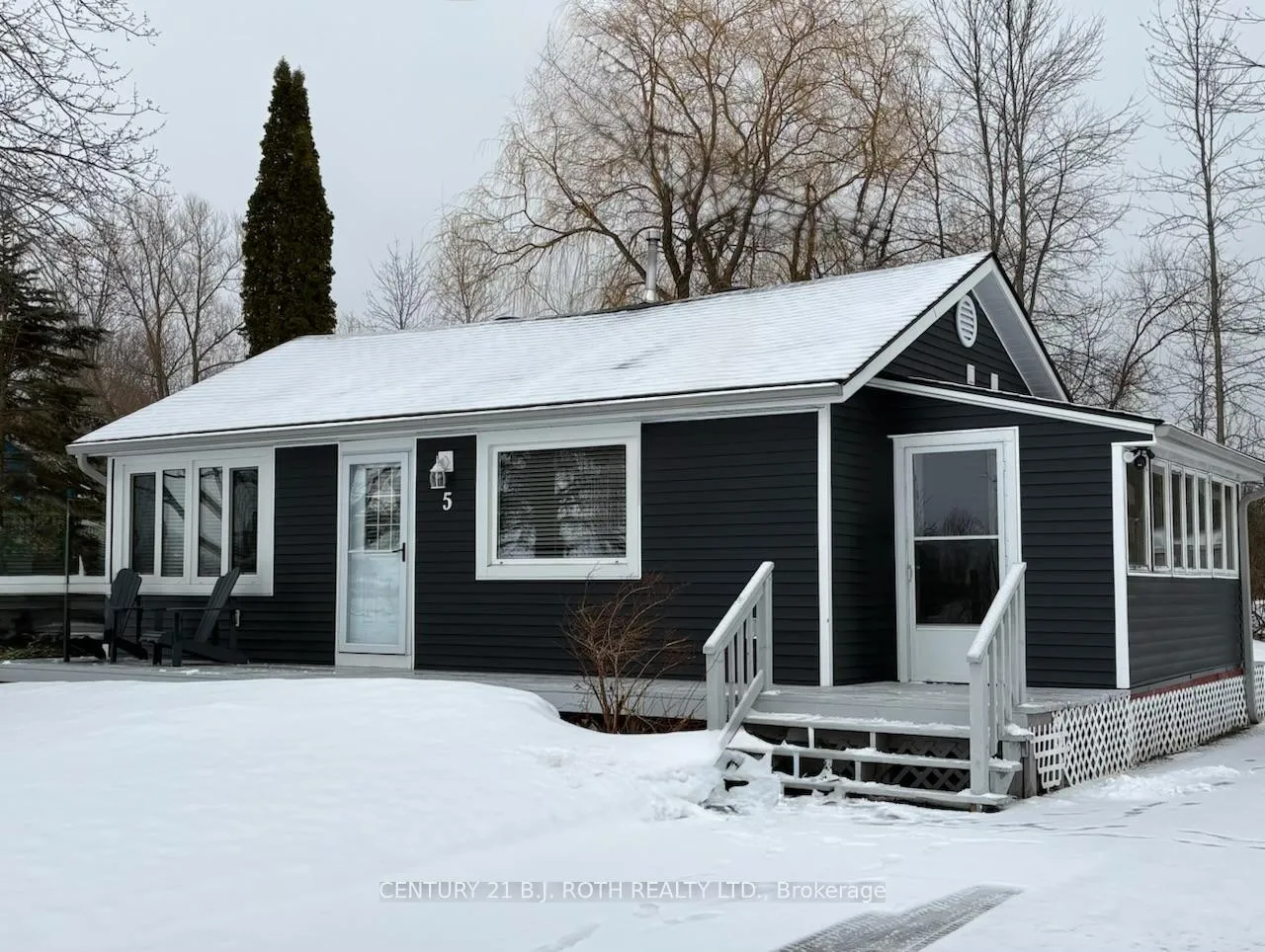Photo 1 of 5 Delta Drive, Tay, Rural Tay — HOMEH