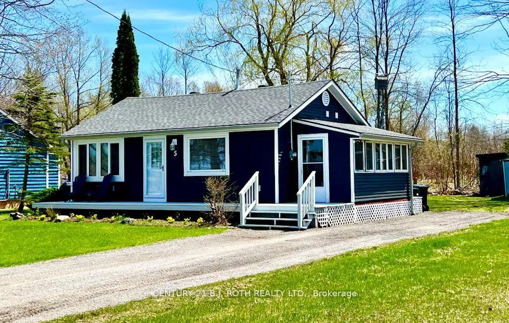 Photo 4 of 5 Delta Drive, Tay, Rural Tay — HOMEH