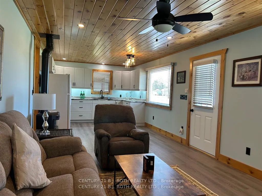 Photo 14 of 5 Delta Drive, Tay, Rural Tay — HOMEH